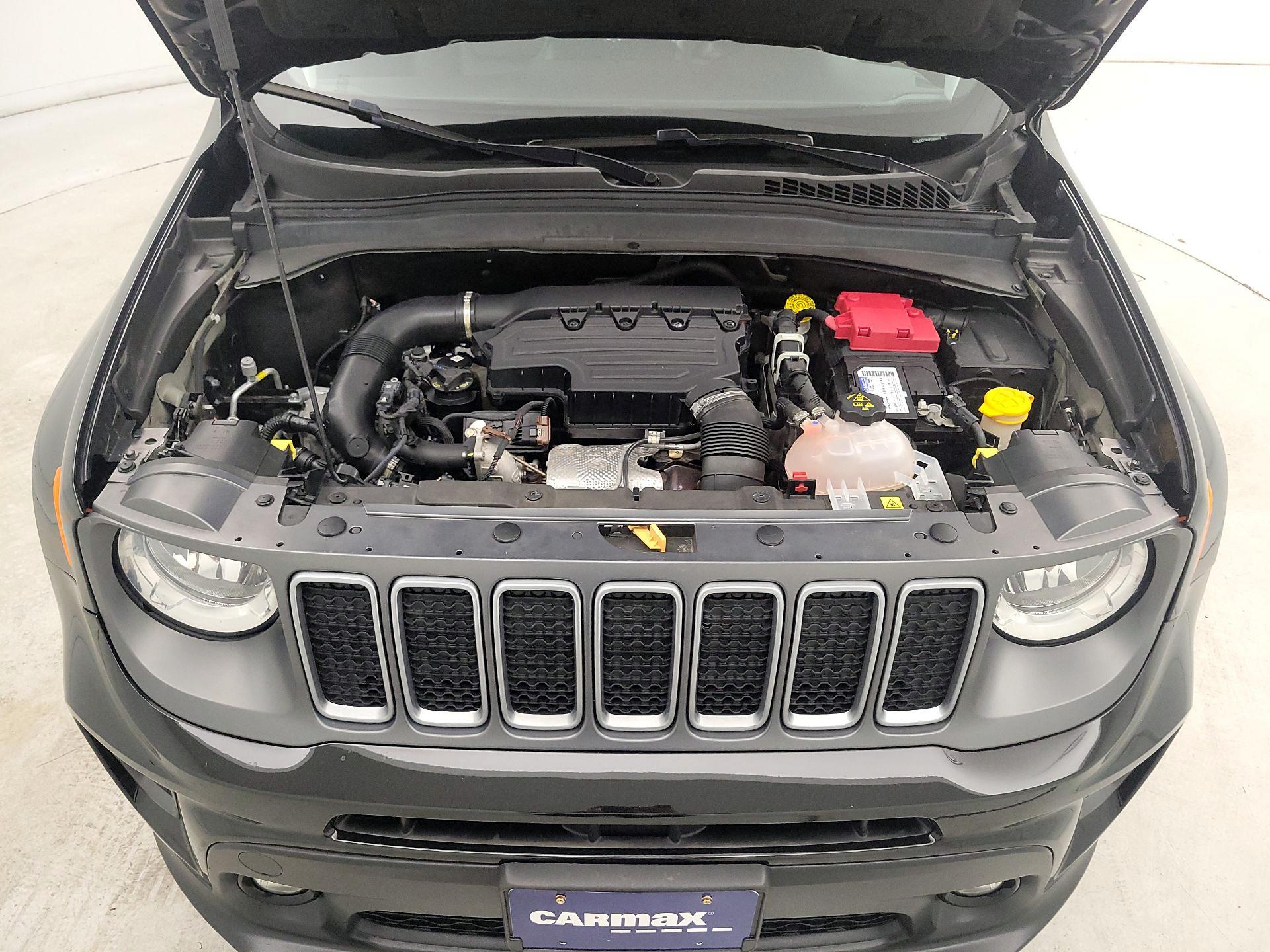 Thumbnail: 2022 Jeep Renegade - 20