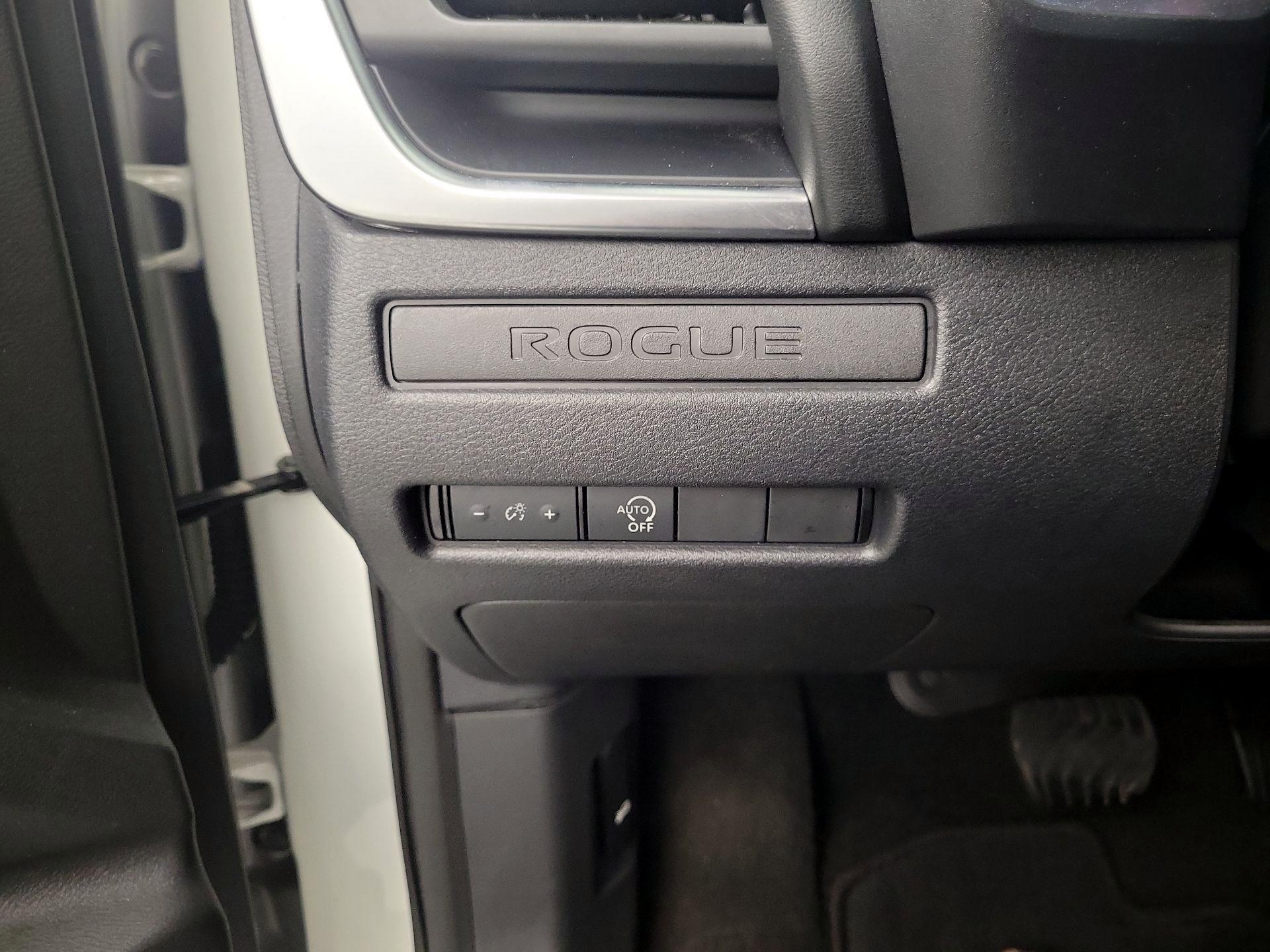 Thumbnail: 2023 Nissan Rogue - 13