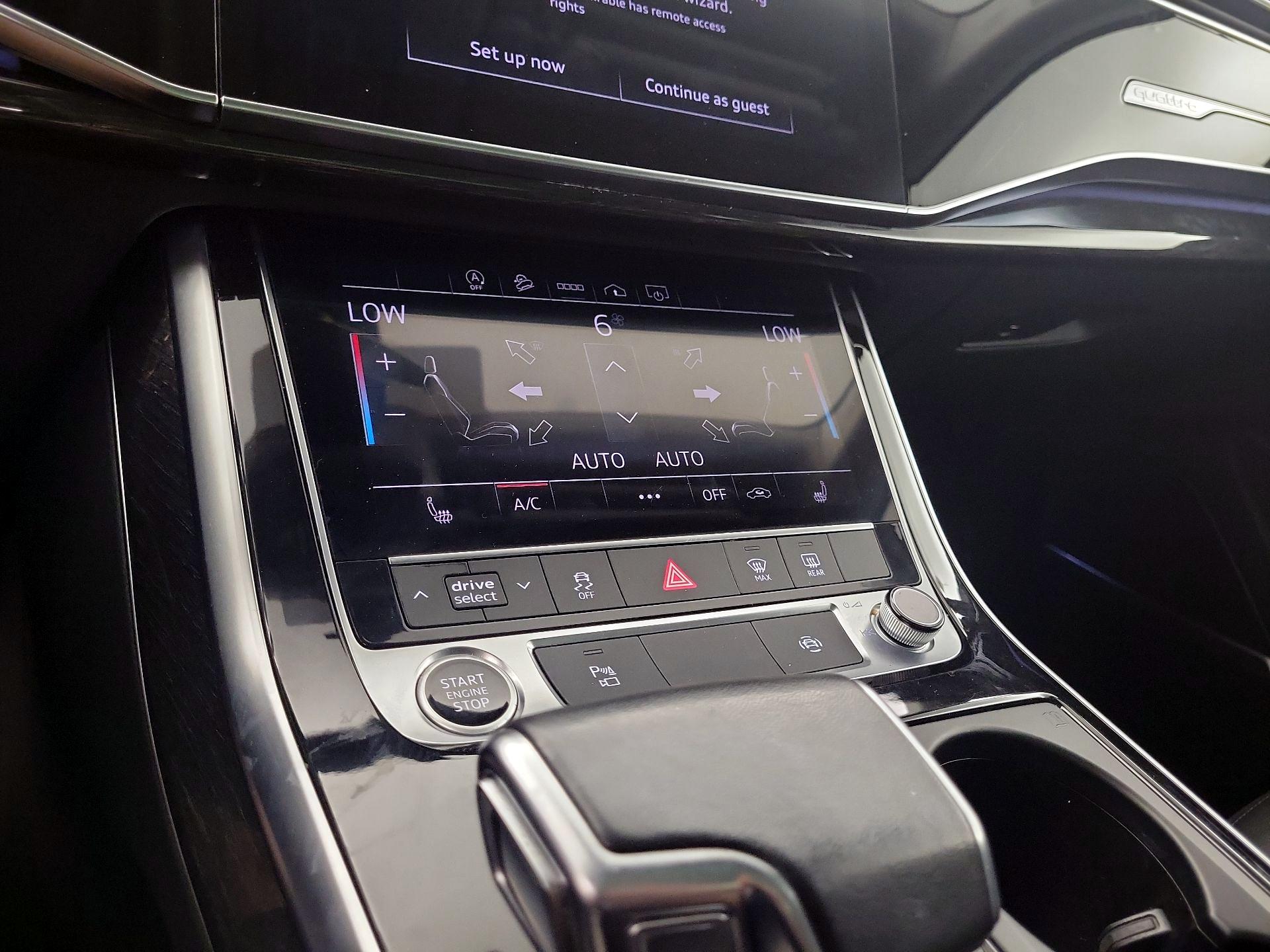 Thumbnail: 2022 Audi Q7 - 17
