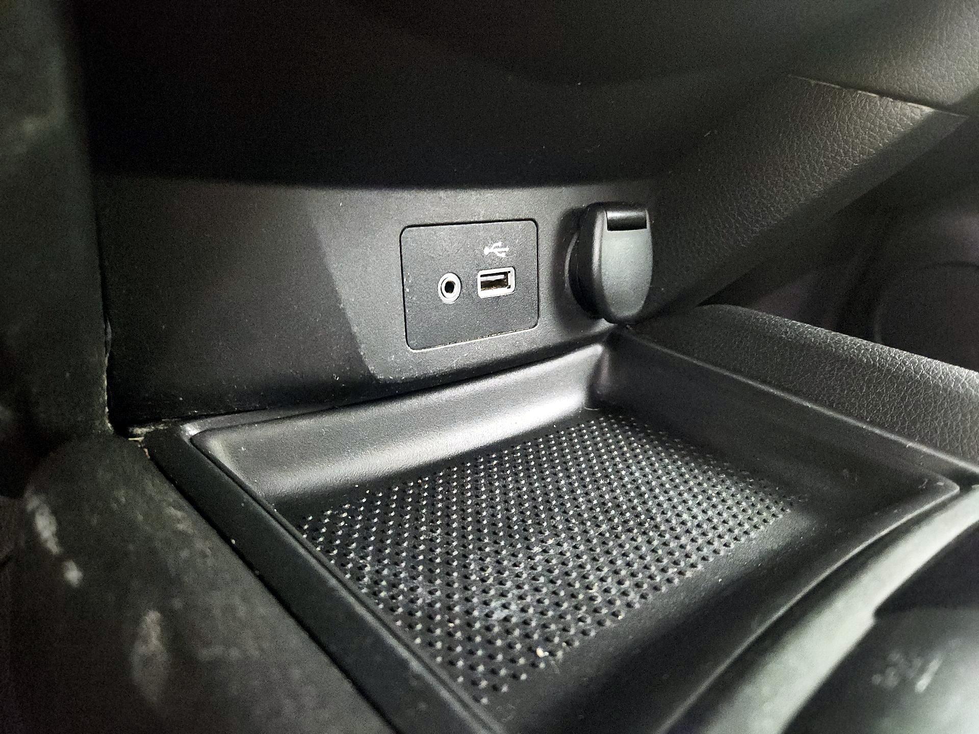 Thumbnail: 2020 Nissan Rogue - 18