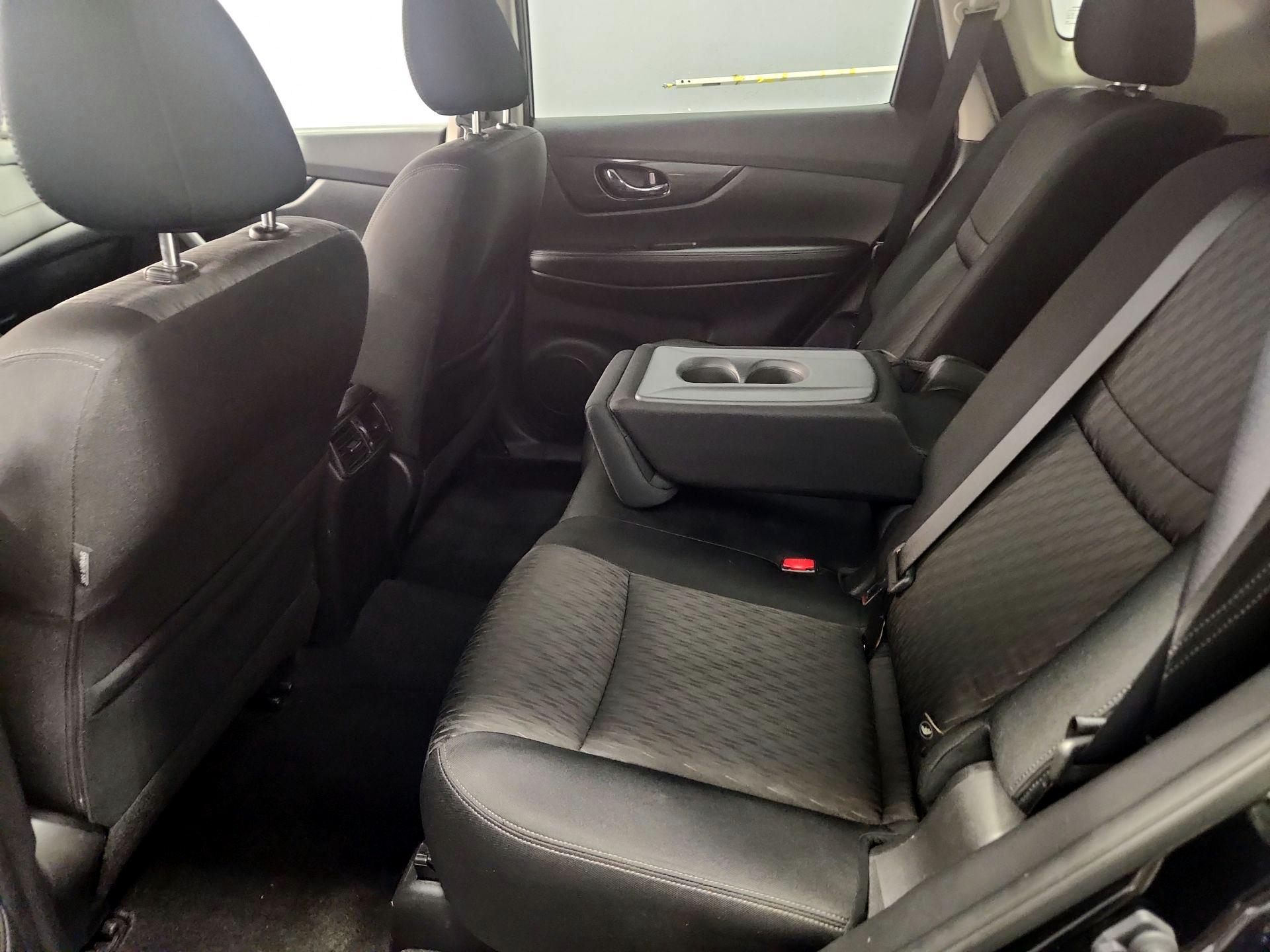 Thumbnail: 2020 Nissan Rogue - 19