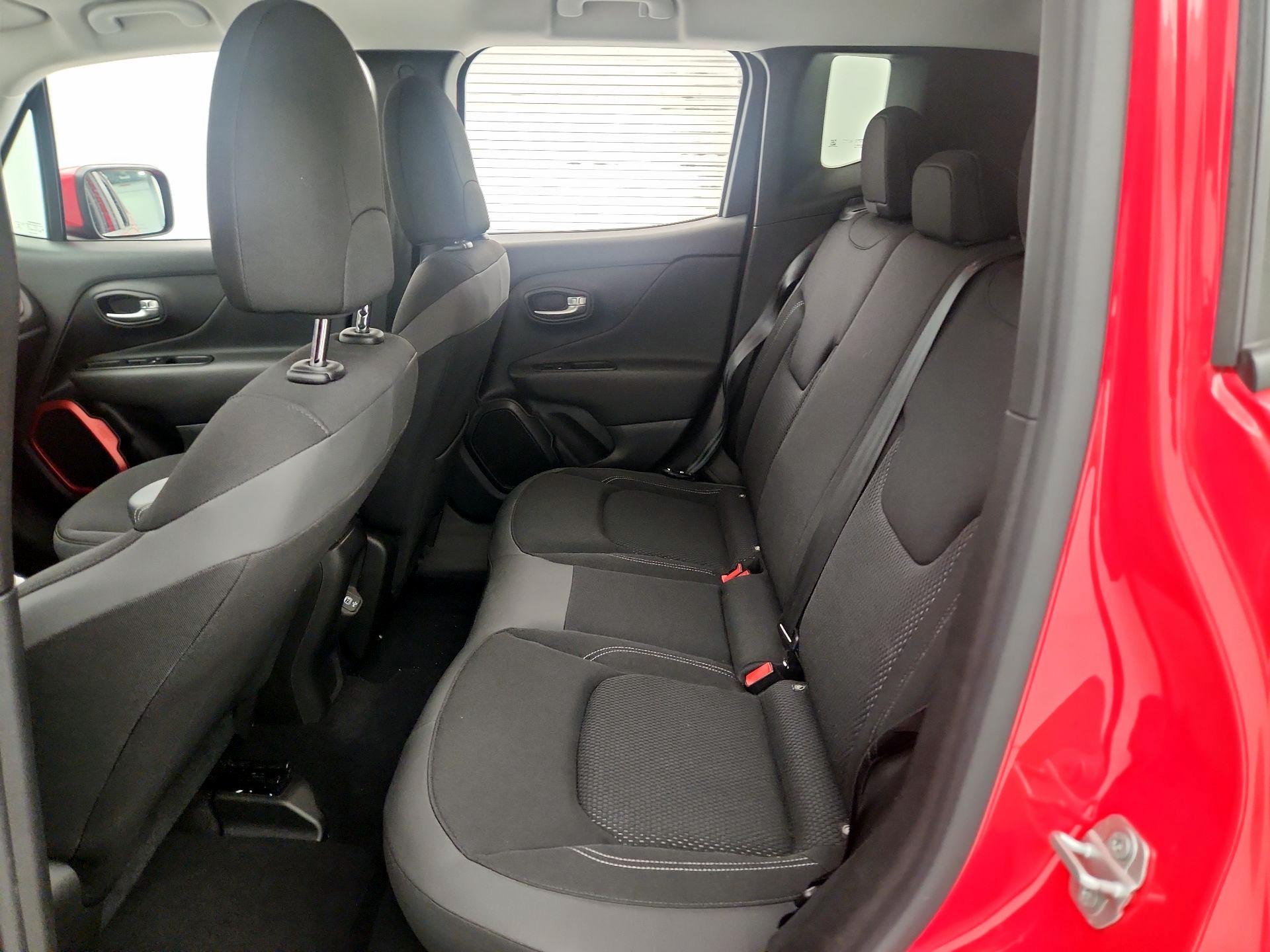 Thumbnail: 2022 Jeep Renegade - 20