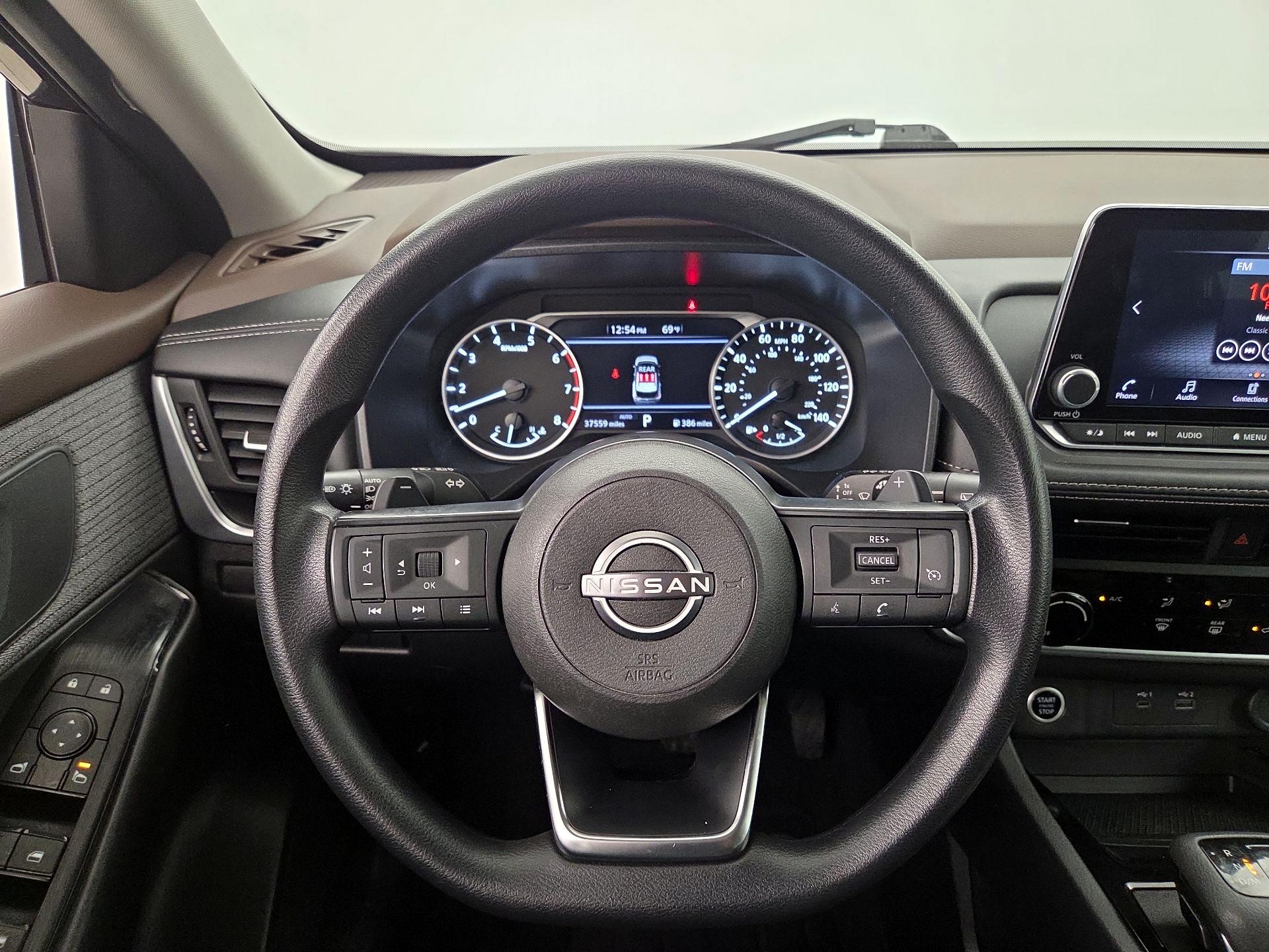 Thumbnail: 2023 Nissan Rogue - 10