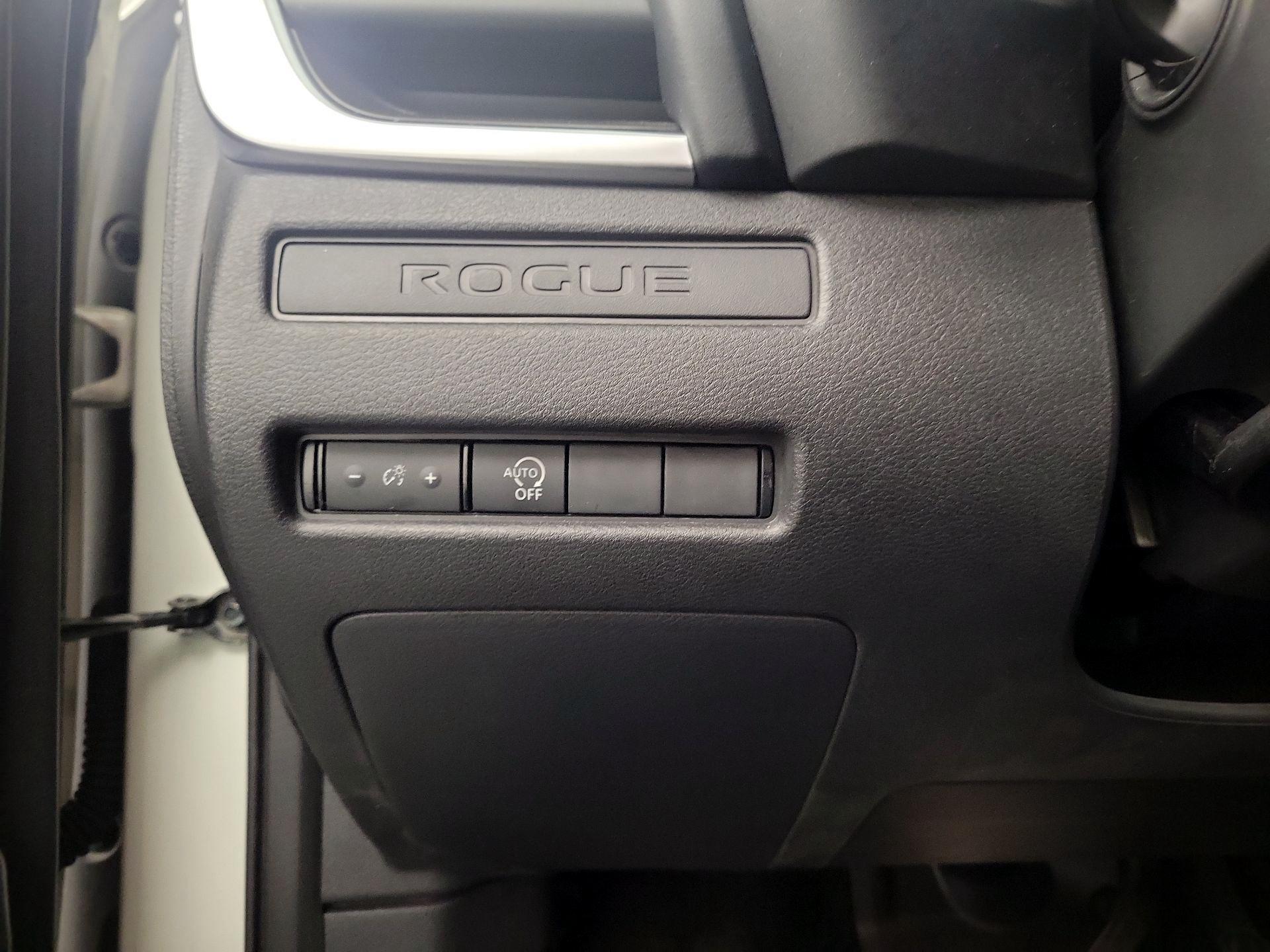 Thumbnail: 2023 Nissan Rogue - 13