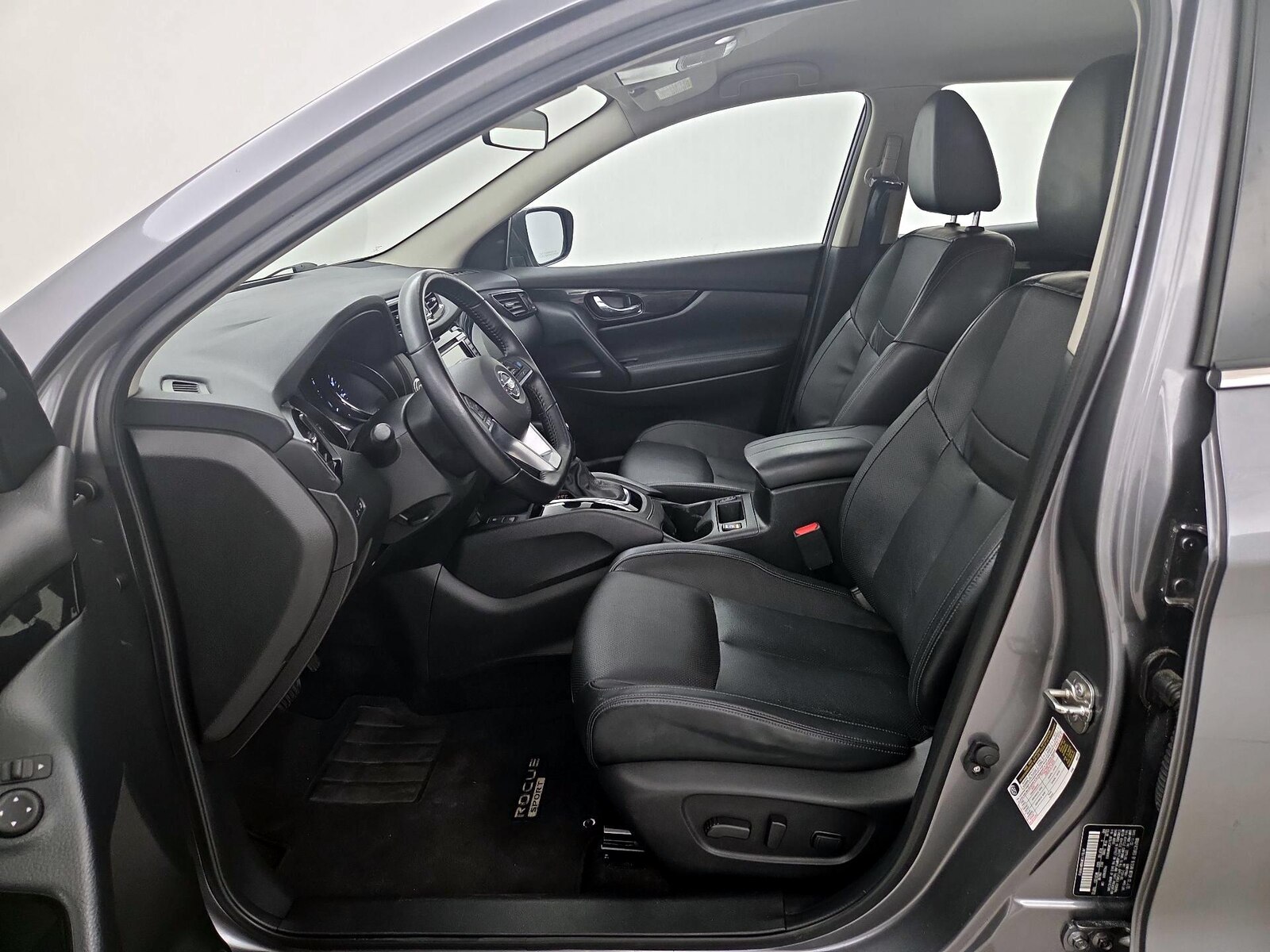 2022 Nissan Rogue Sport SL - Photo 12