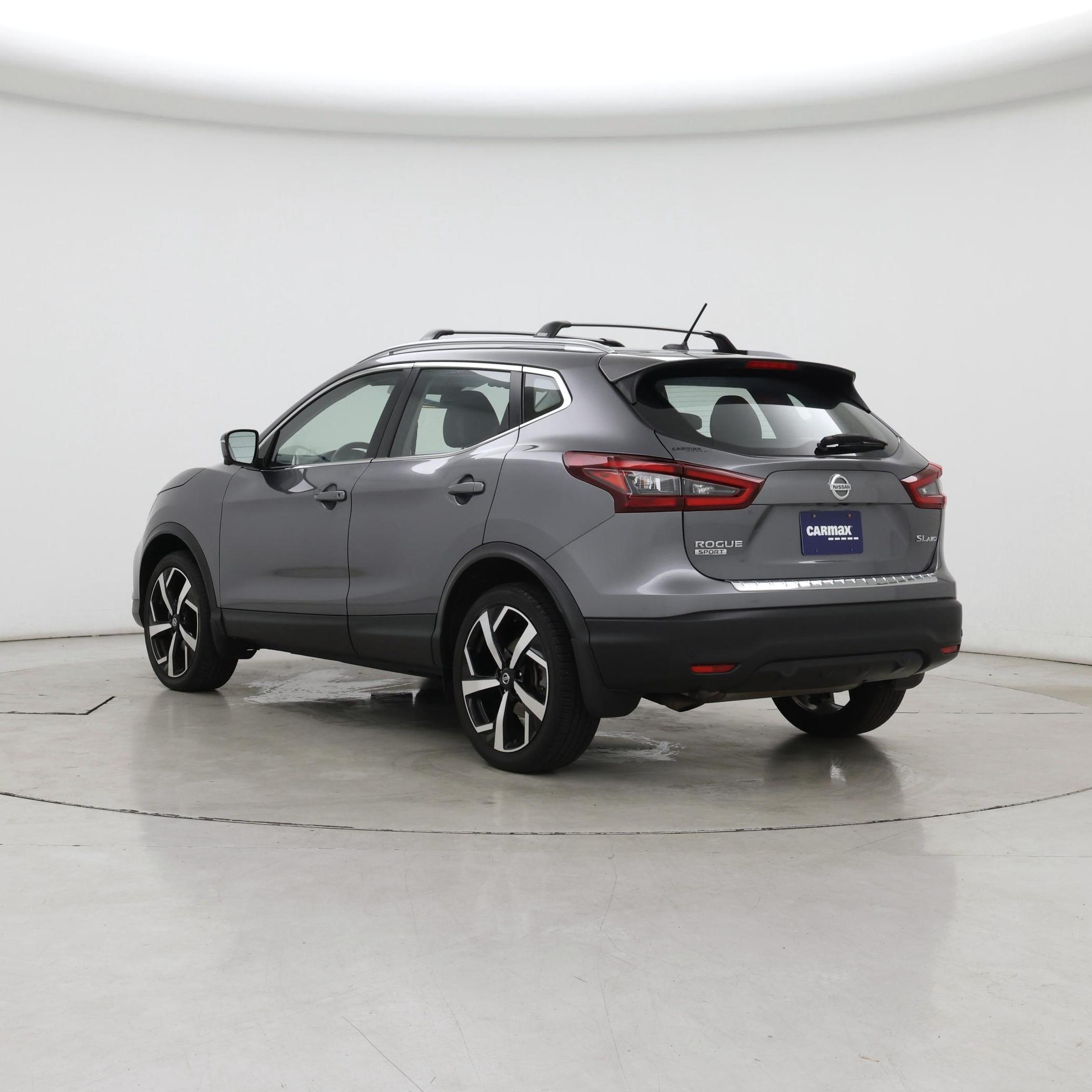 Thumbnail: 2022 Nissan Rogue Sport - 2