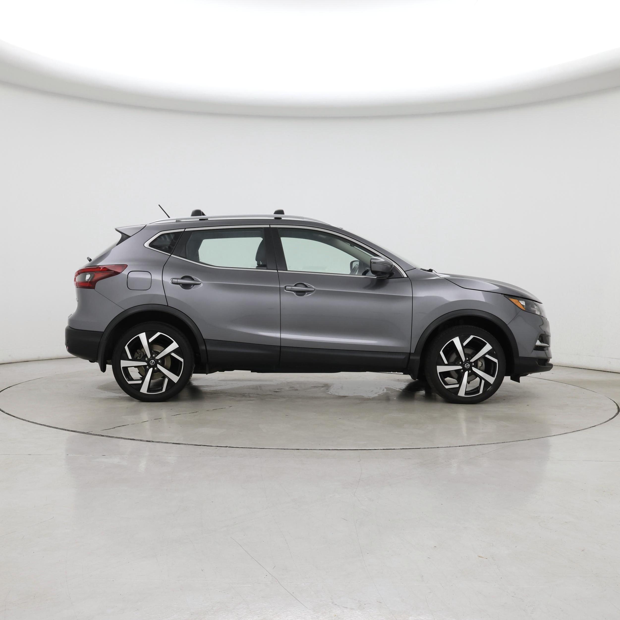 Thumbnail: 2022 Nissan Rogue Sport - 7