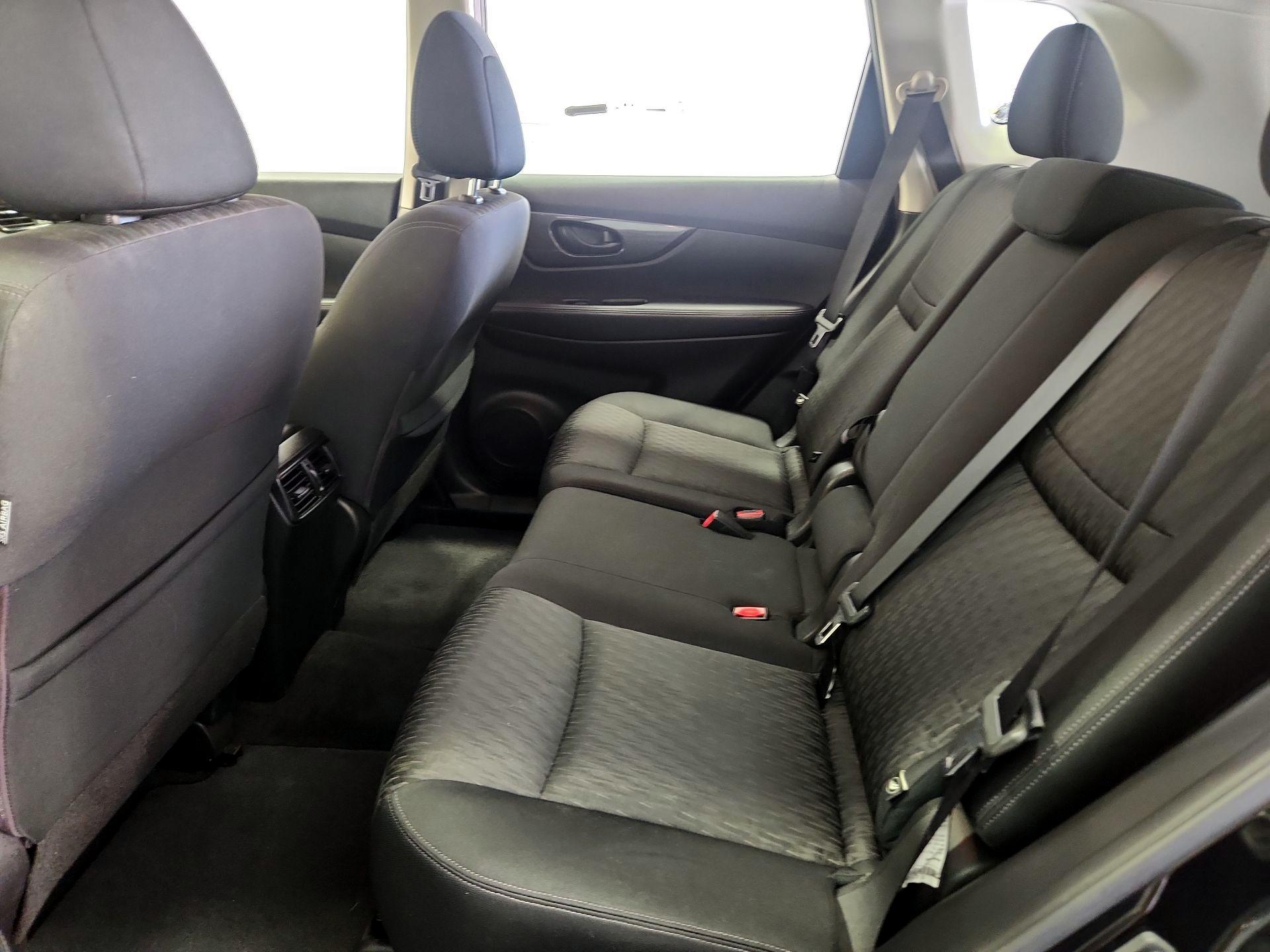 Thumbnail: 2020 Nissan Rogue - 19