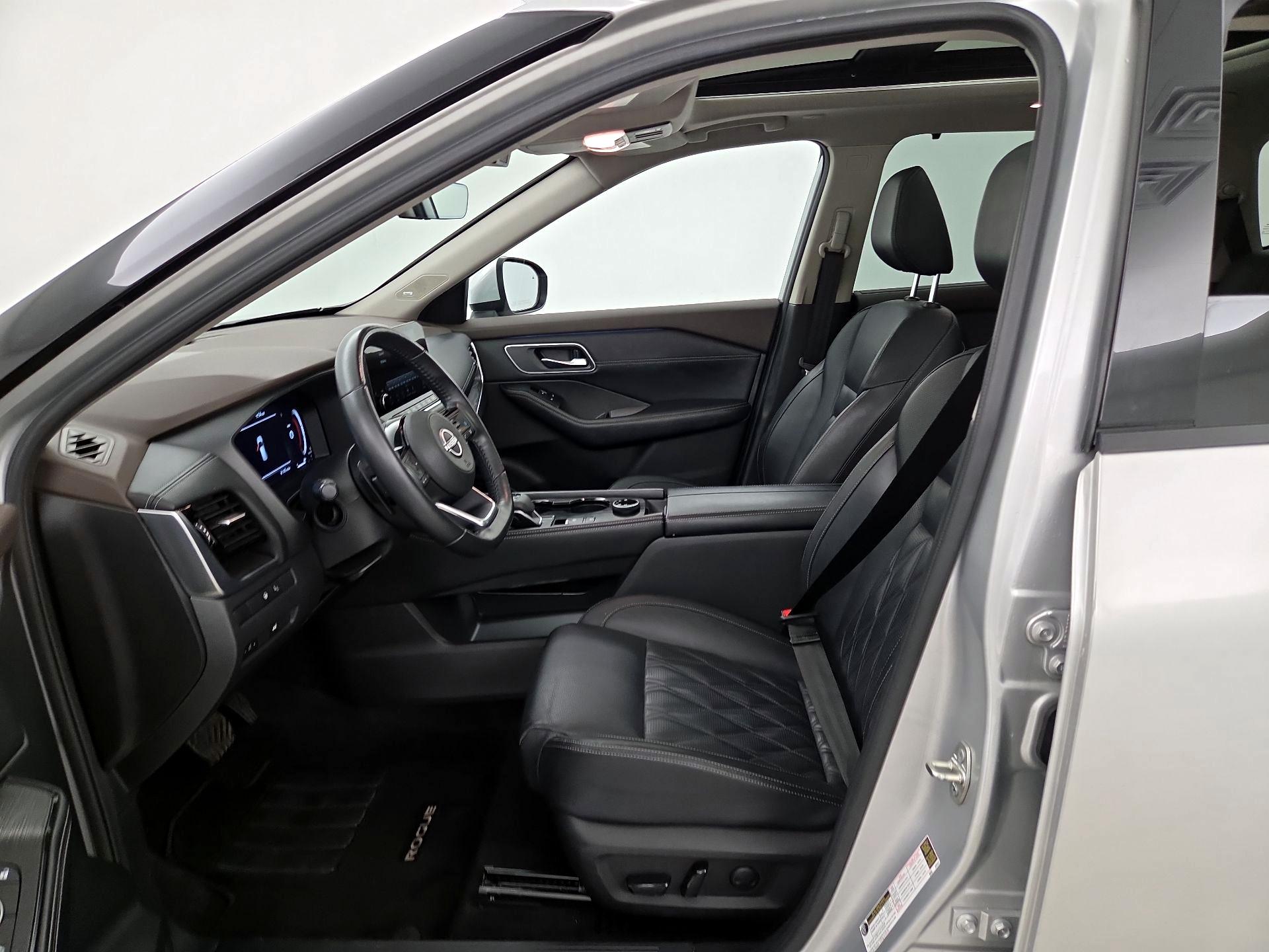 Thumbnail: 2023 Nissan Rogue - 11