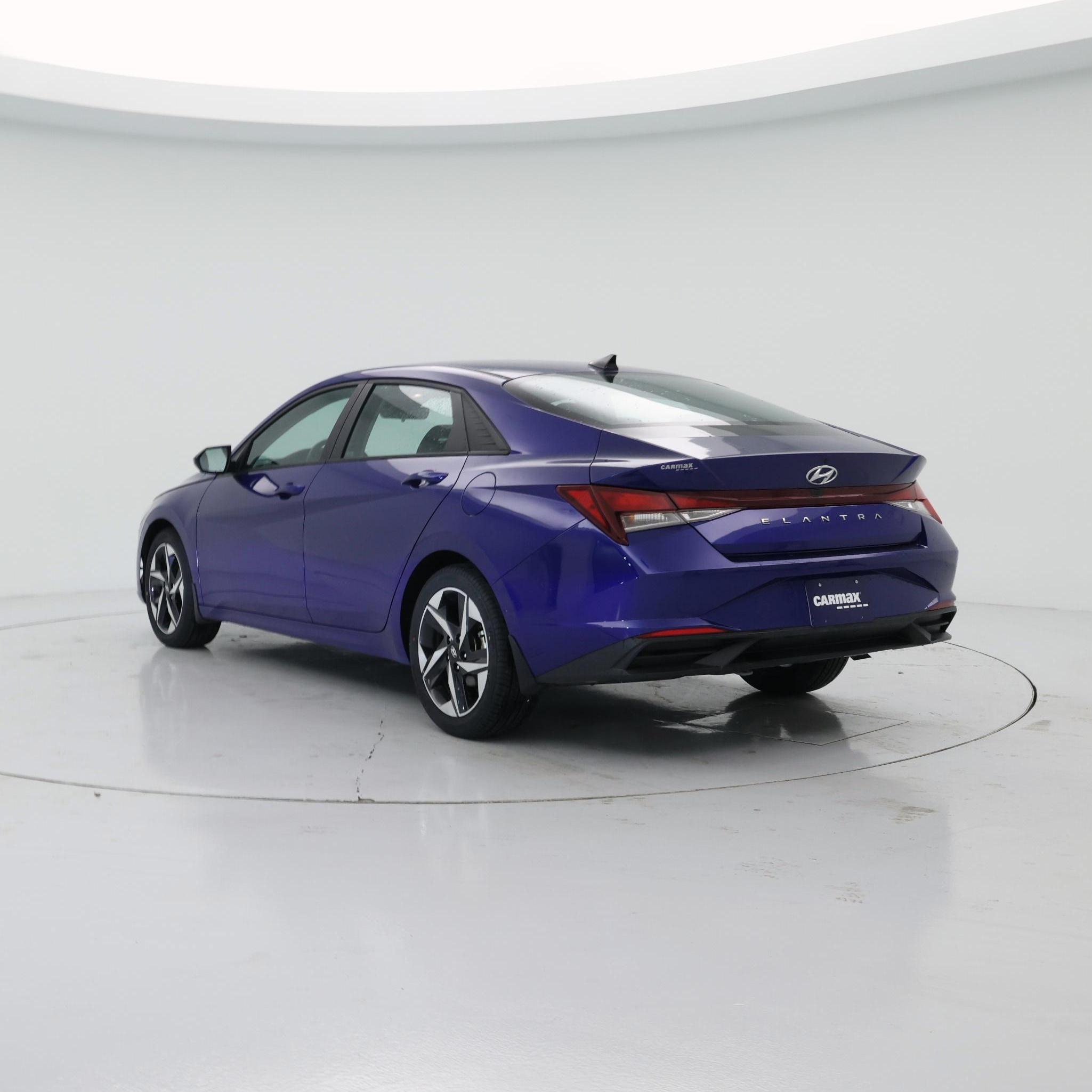 Thumbnail: 2023 Hyundai Elantra - 2