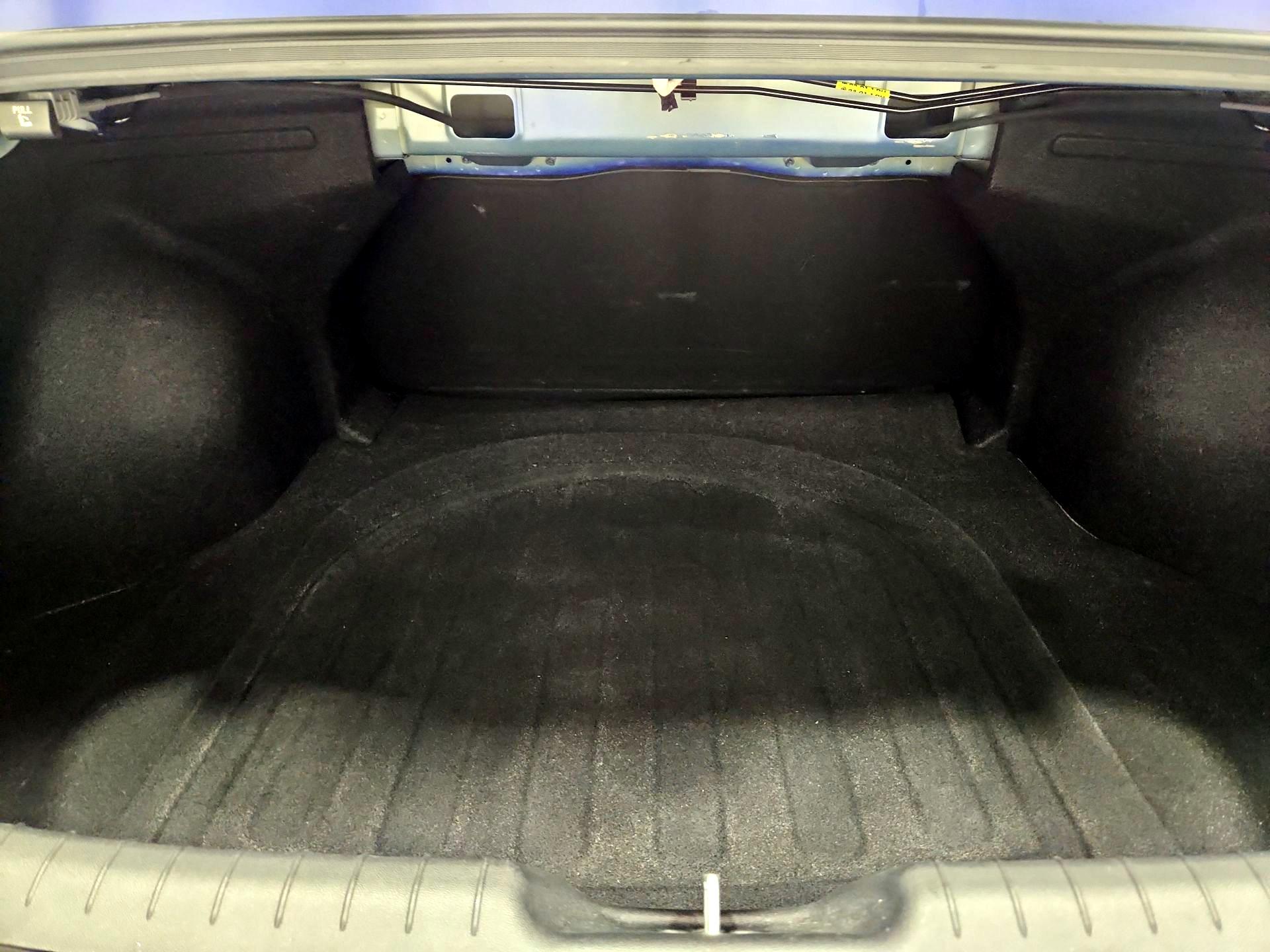 Thumbnail: 2023 Hyundai Elantra - 20