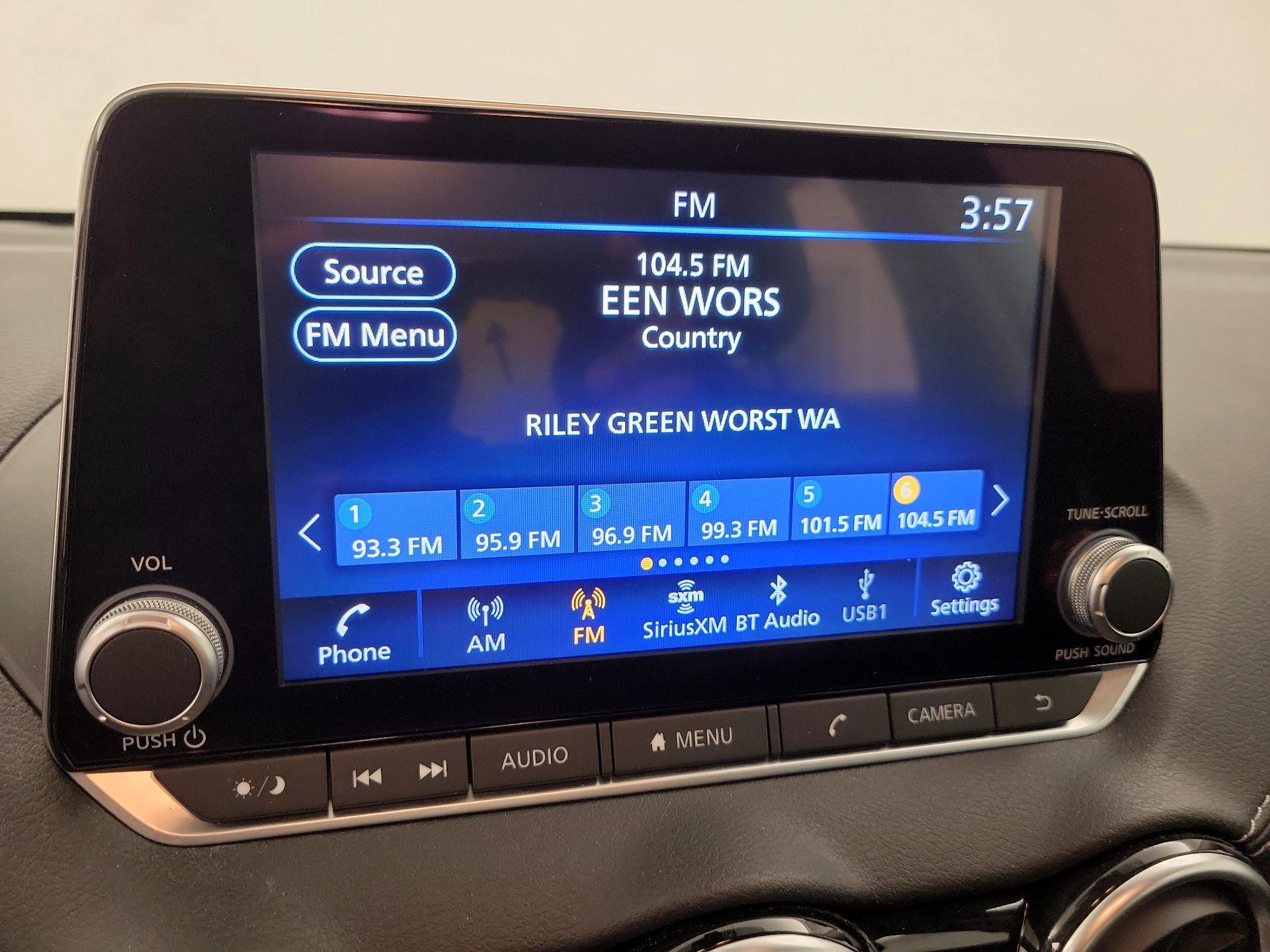 Thumbnail: 2022 Nissan Sentra - 15