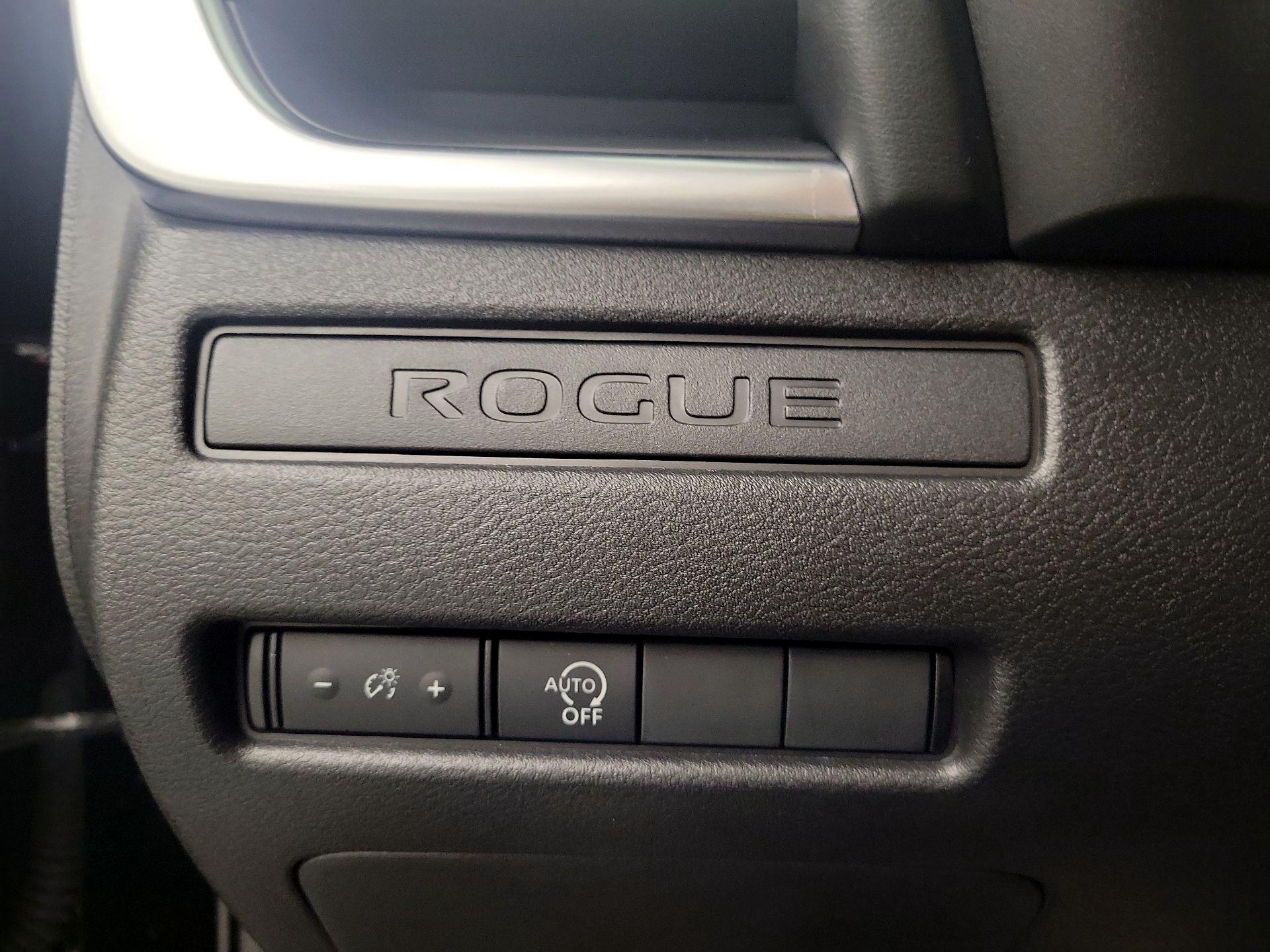 Thumbnail: 2023 Nissan Rogue - 13