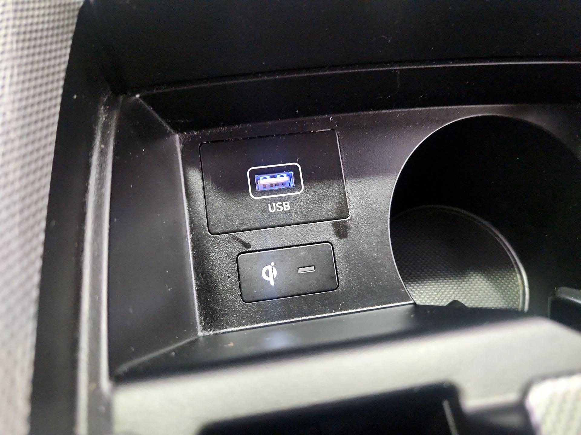 Thumbnail: 2023 Hyundai Santa Fe - 18