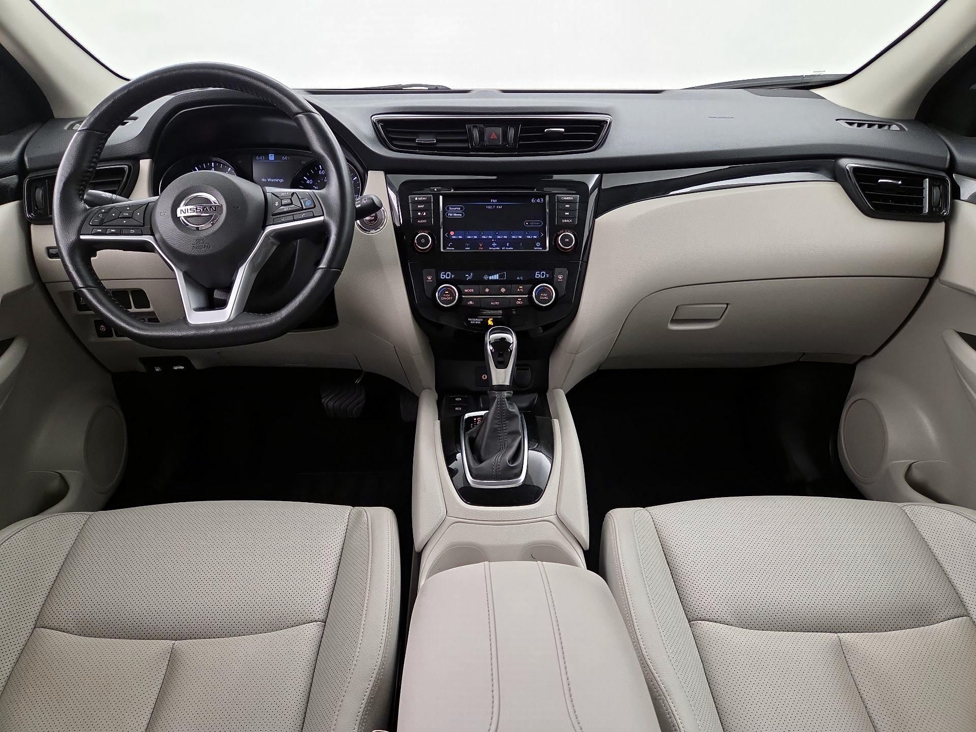 Thumbnail: 2022 Nissan Rogue Sport - 9