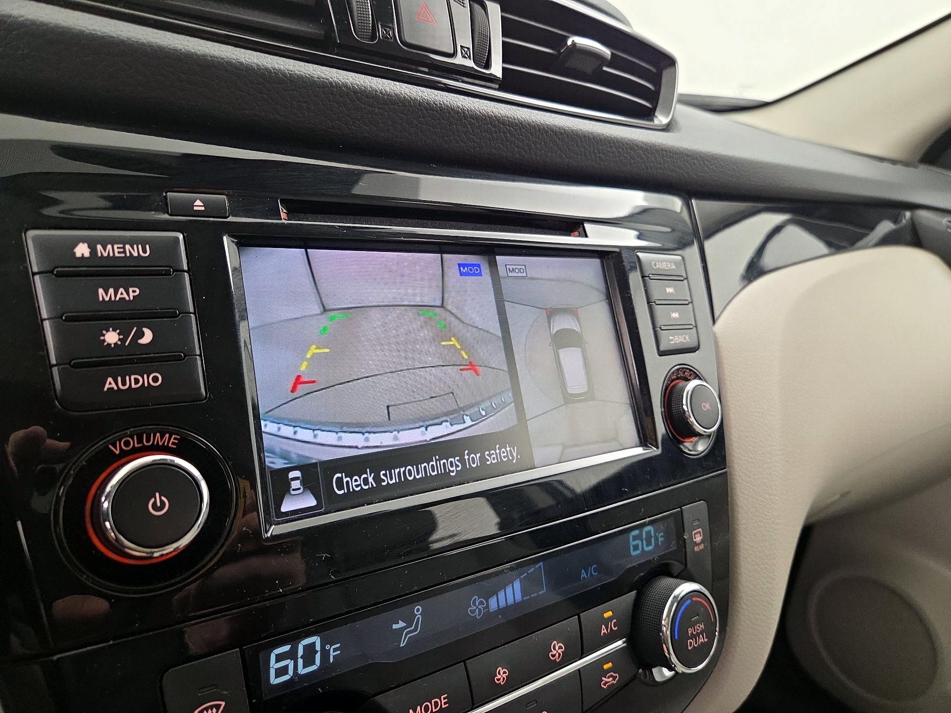 Thumbnail: 2022 Nissan Rogue Sport - 14