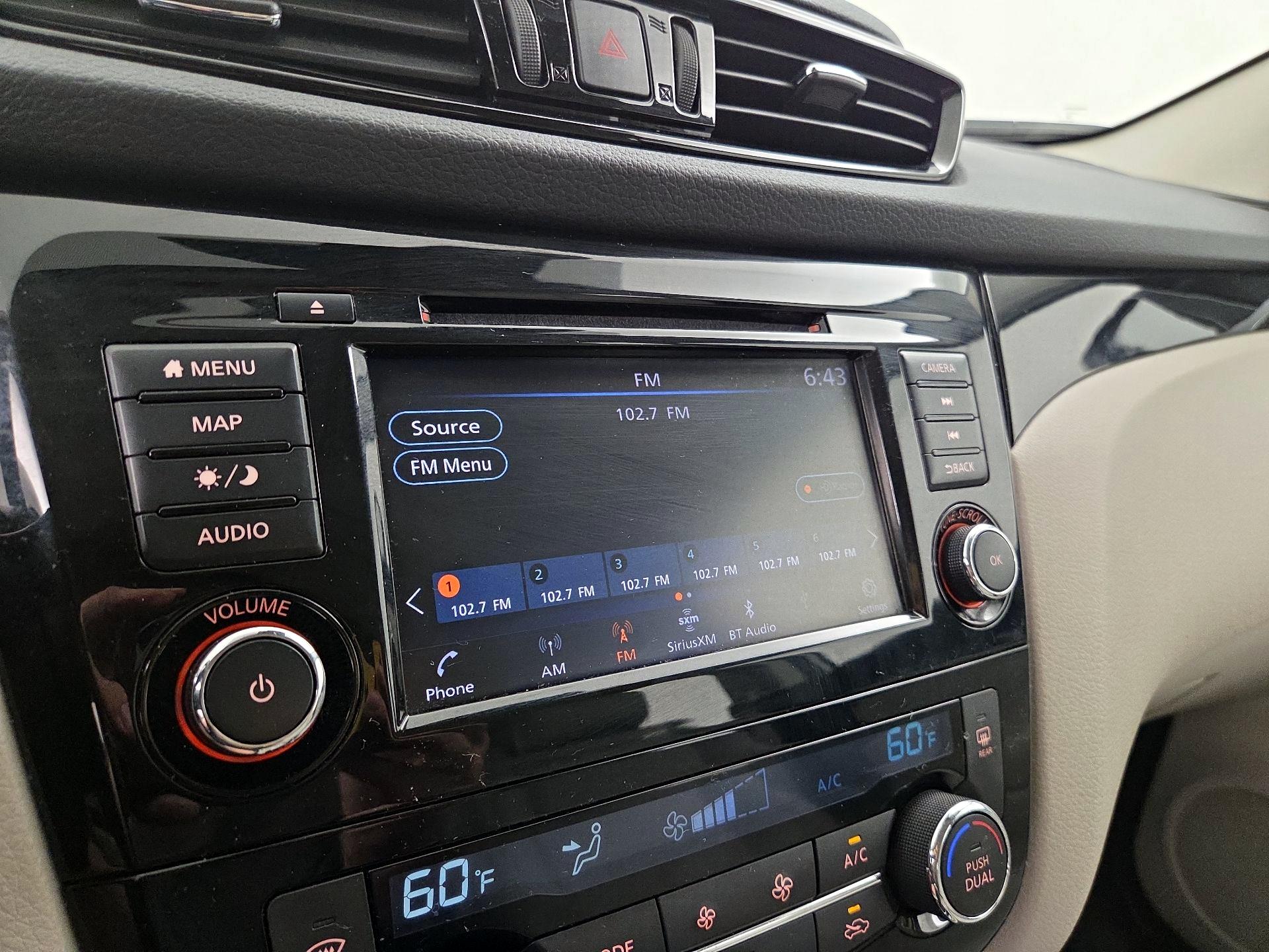 Thumbnail: 2022 Nissan Rogue Sport - 15