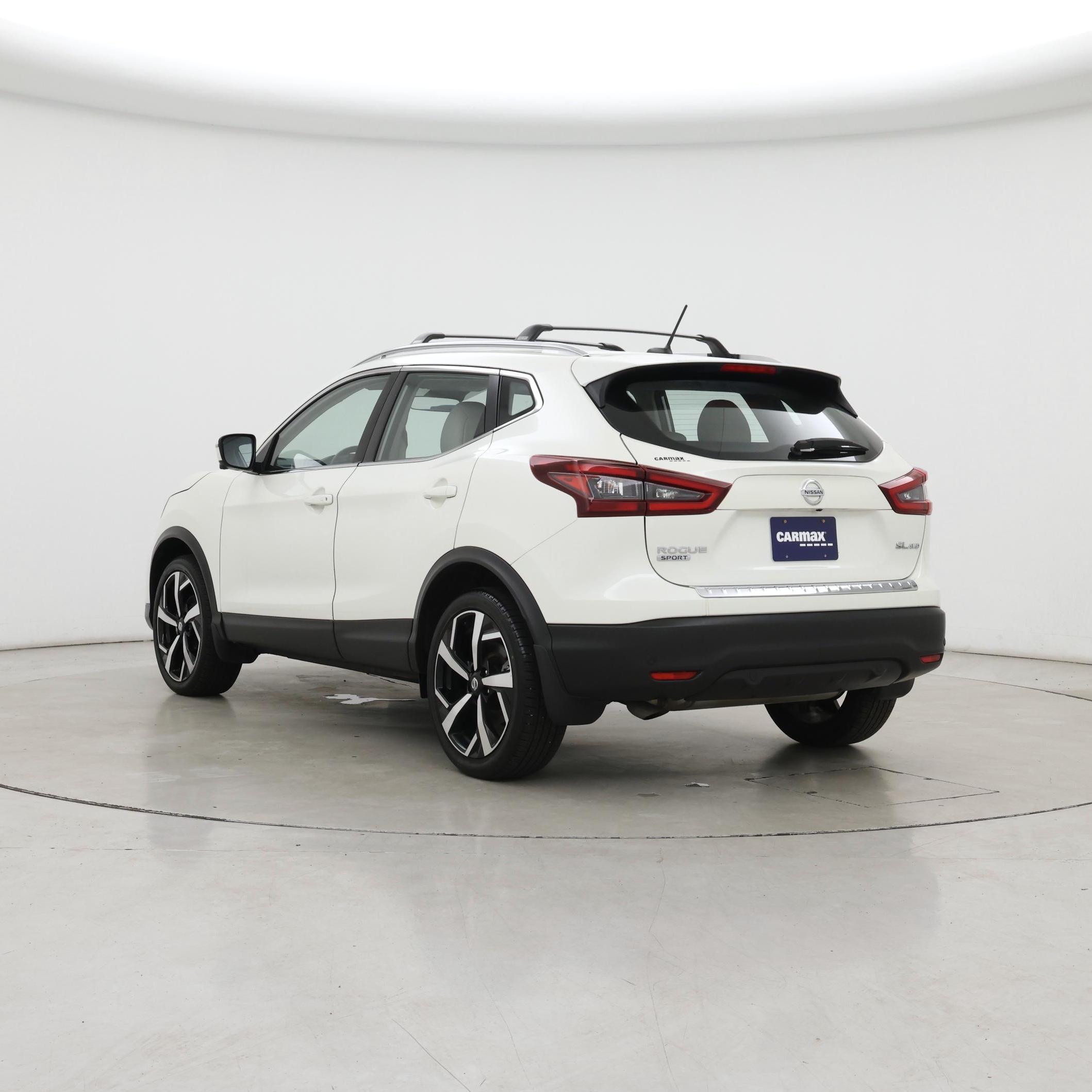 Thumbnail: 2022 Nissan Rogue Sport - 2