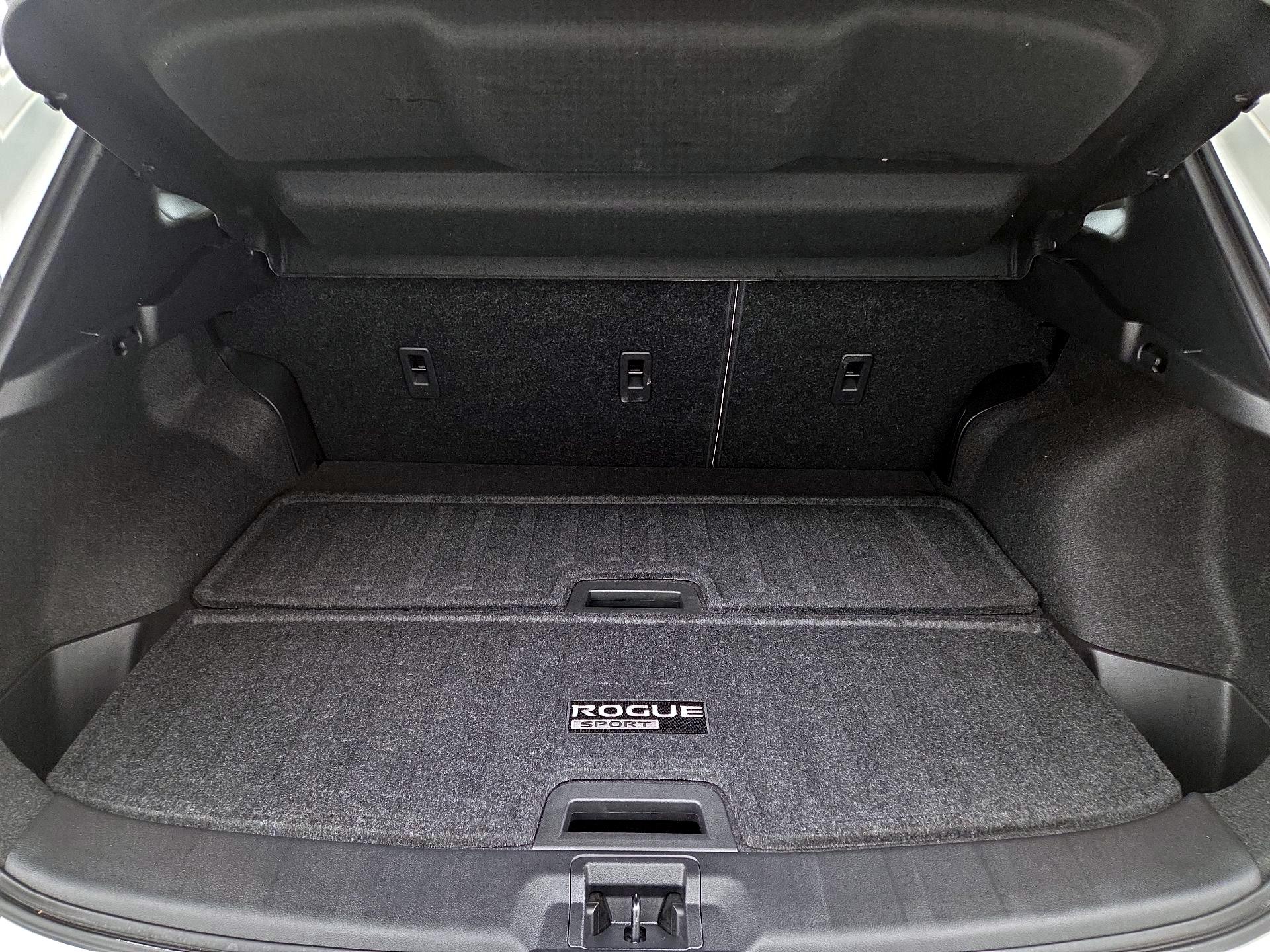 Thumbnail: 2022 Nissan Rogue Sport - 20