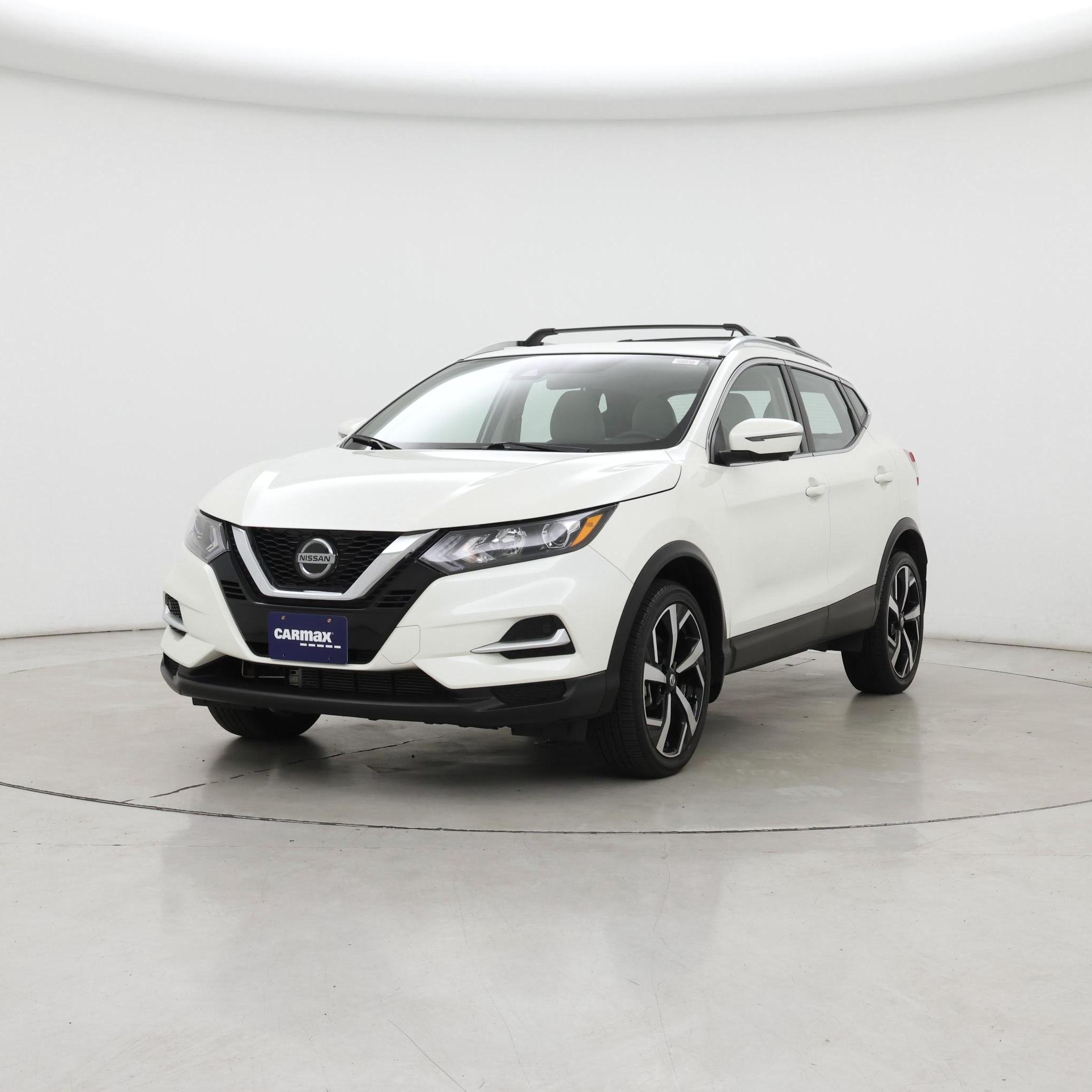 Thumbnail: 2022 Nissan Rogue Sport - 4
