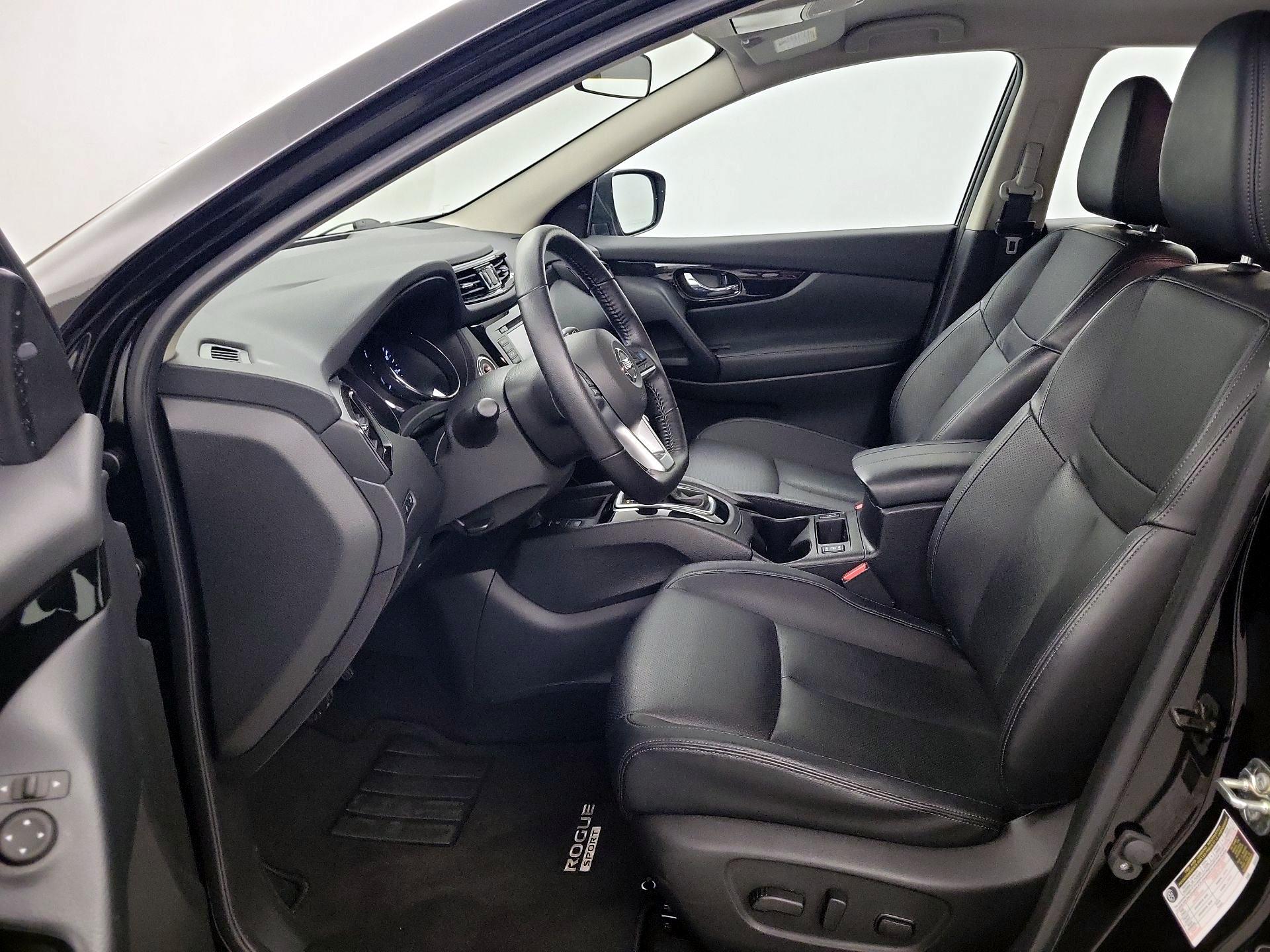 Thumbnail: 2022 Nissan Rogue Sport - 11