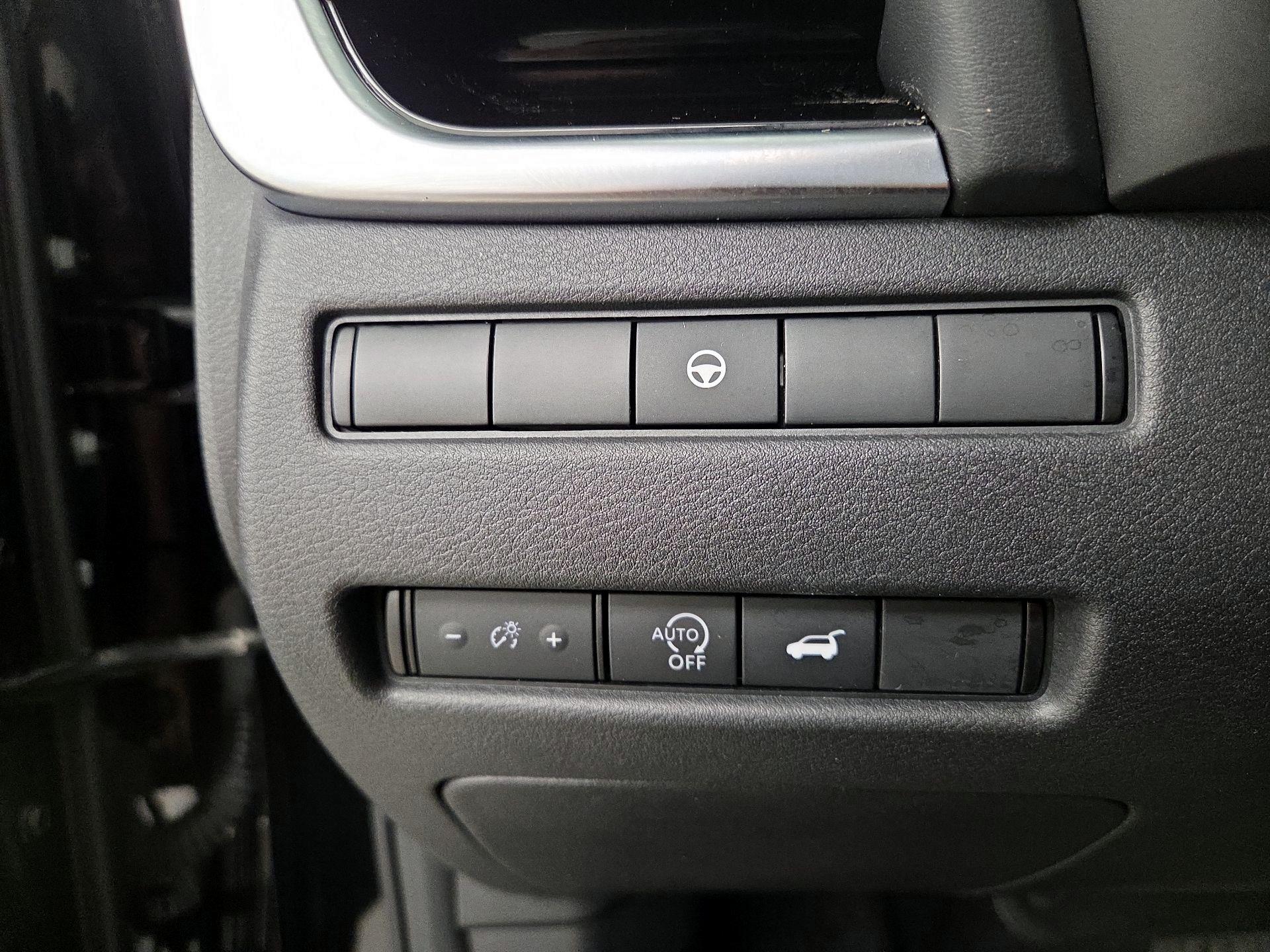 Thumbnail: 2023 Nissan Rogue - 13