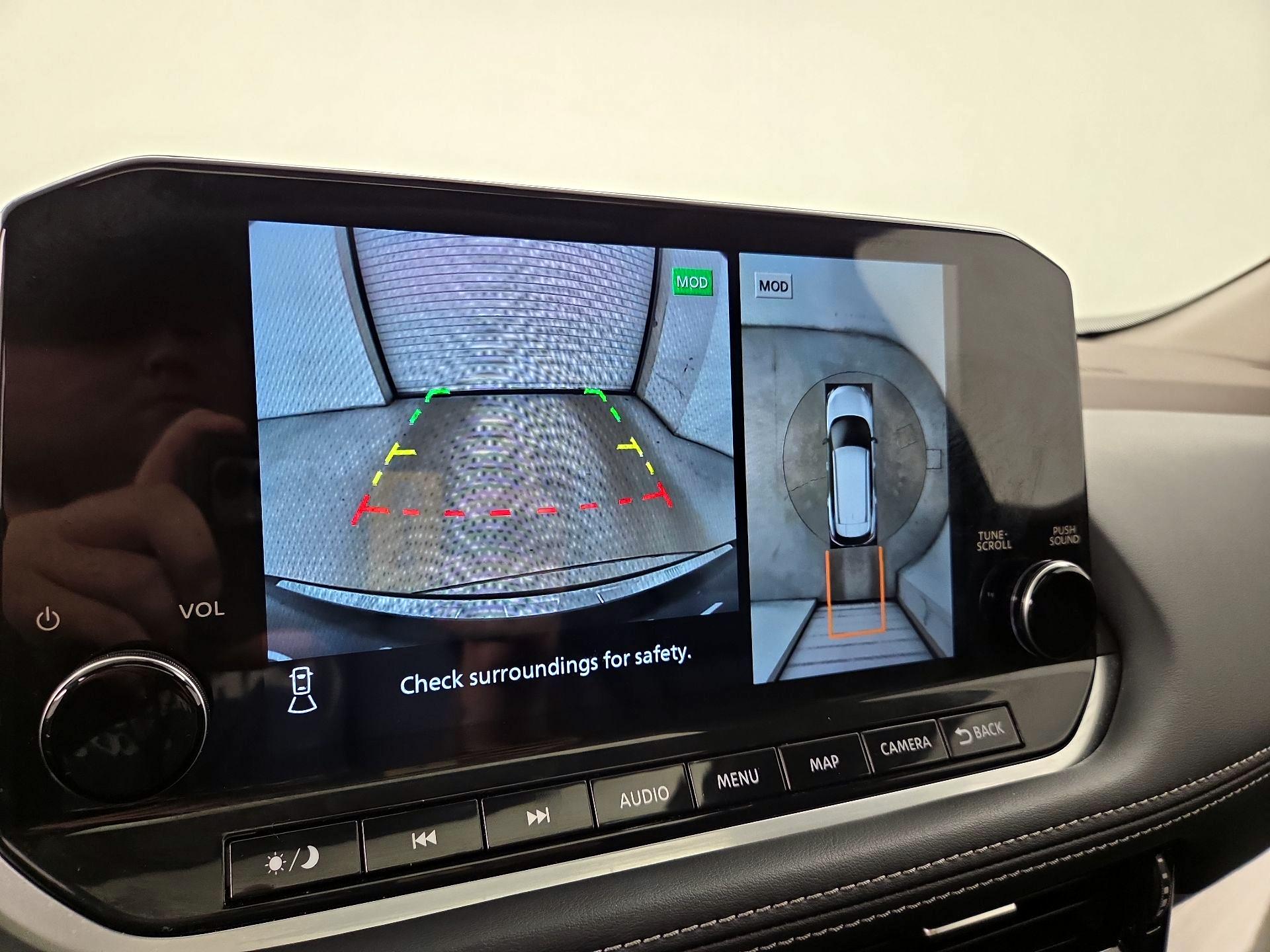 Thumbnail: 2023 Nissan Rogue - 15