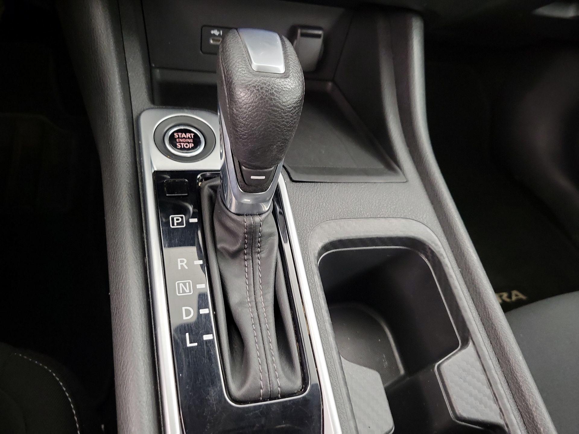 Thumbnail: 2023 Nissan Sentra - 17