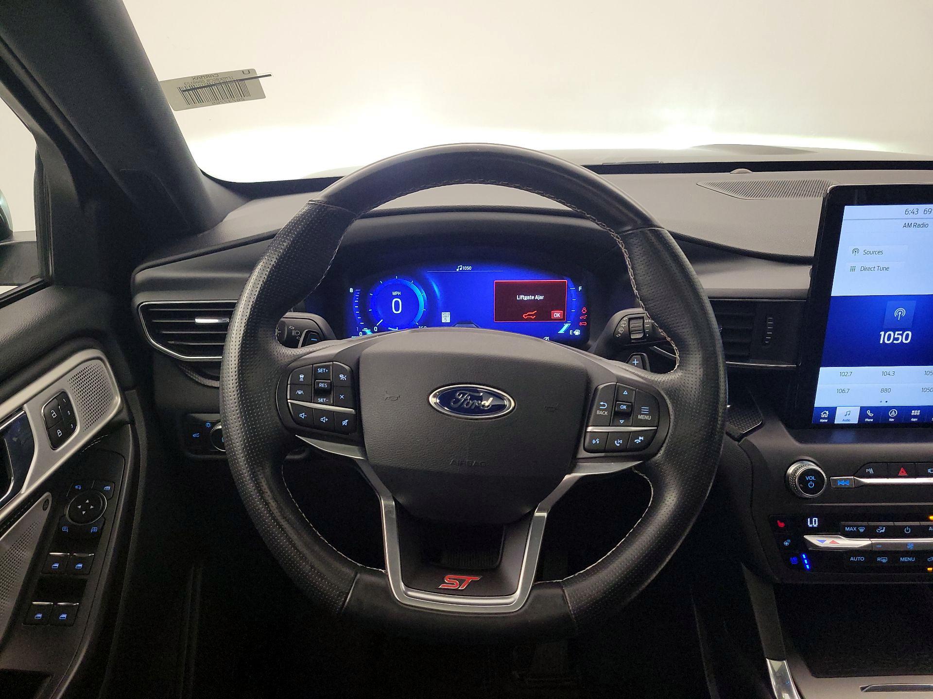 Thumbnail: 2020 Ford Explorer - 10