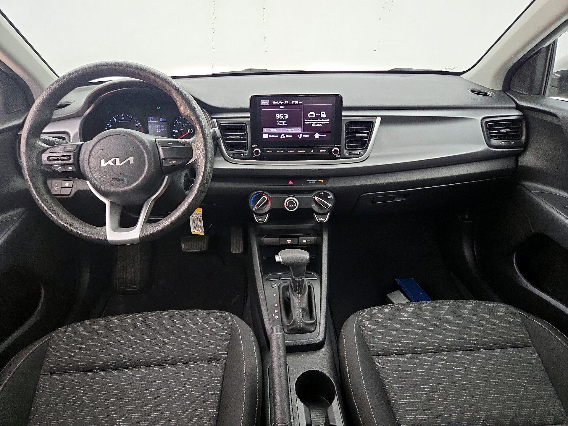 Thumbnail: 2023 Kia Rio - 9