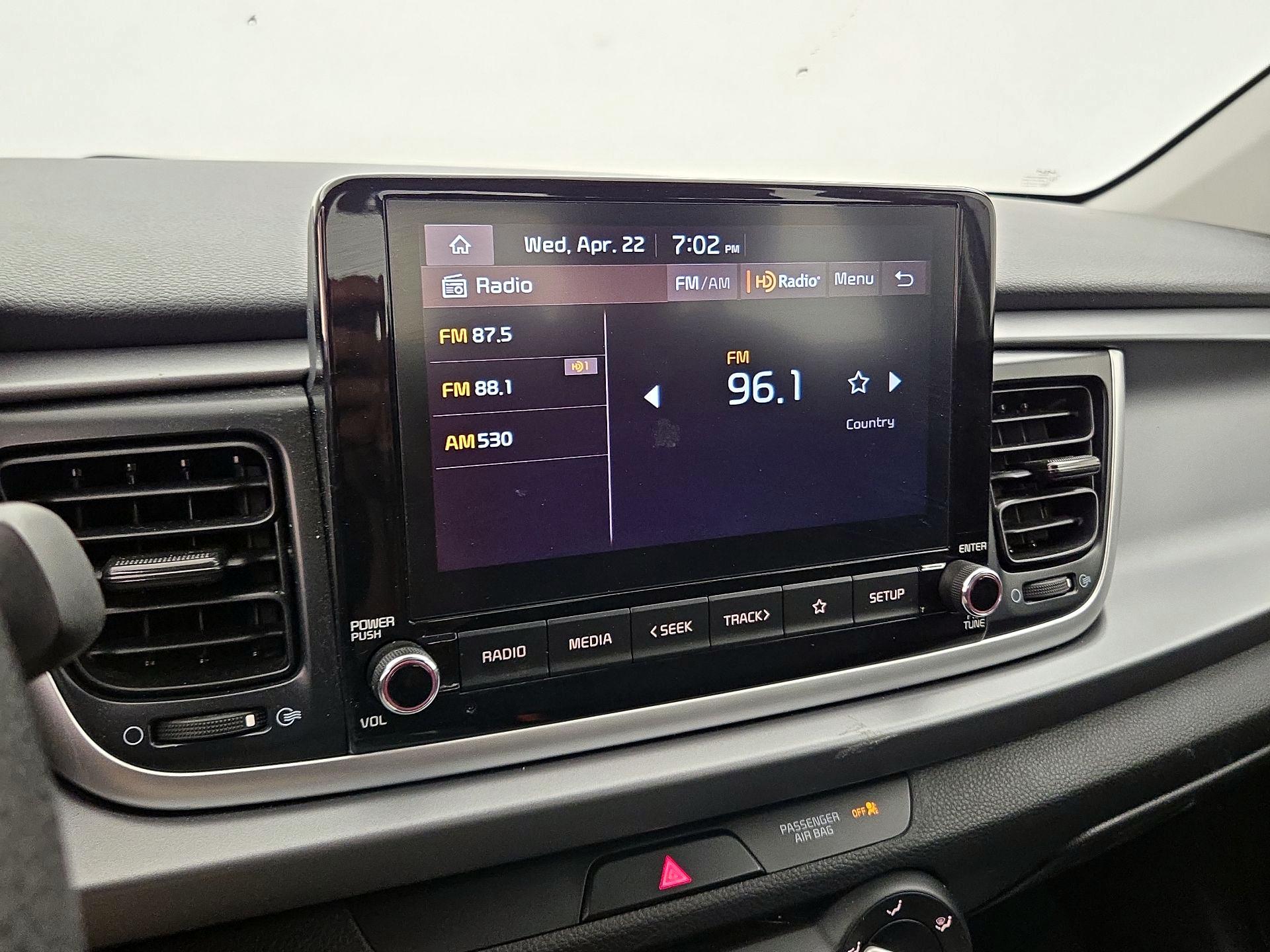 Thumbnail: 2023 Kia Rio - 15