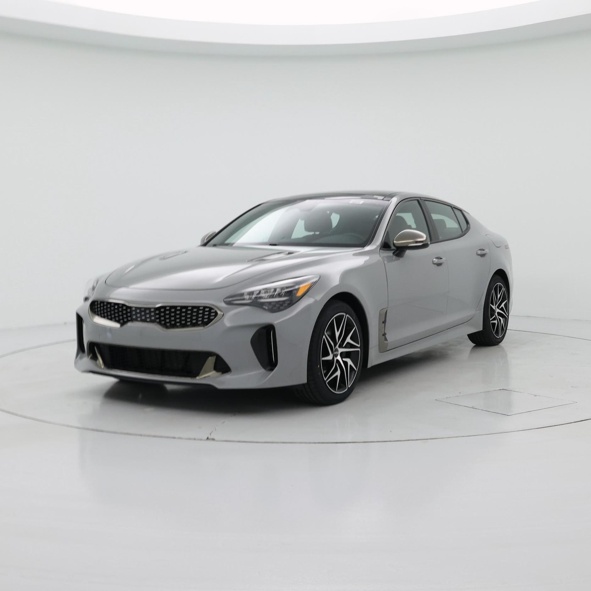 Thumbnail: 2022 Kia Stinger - 4