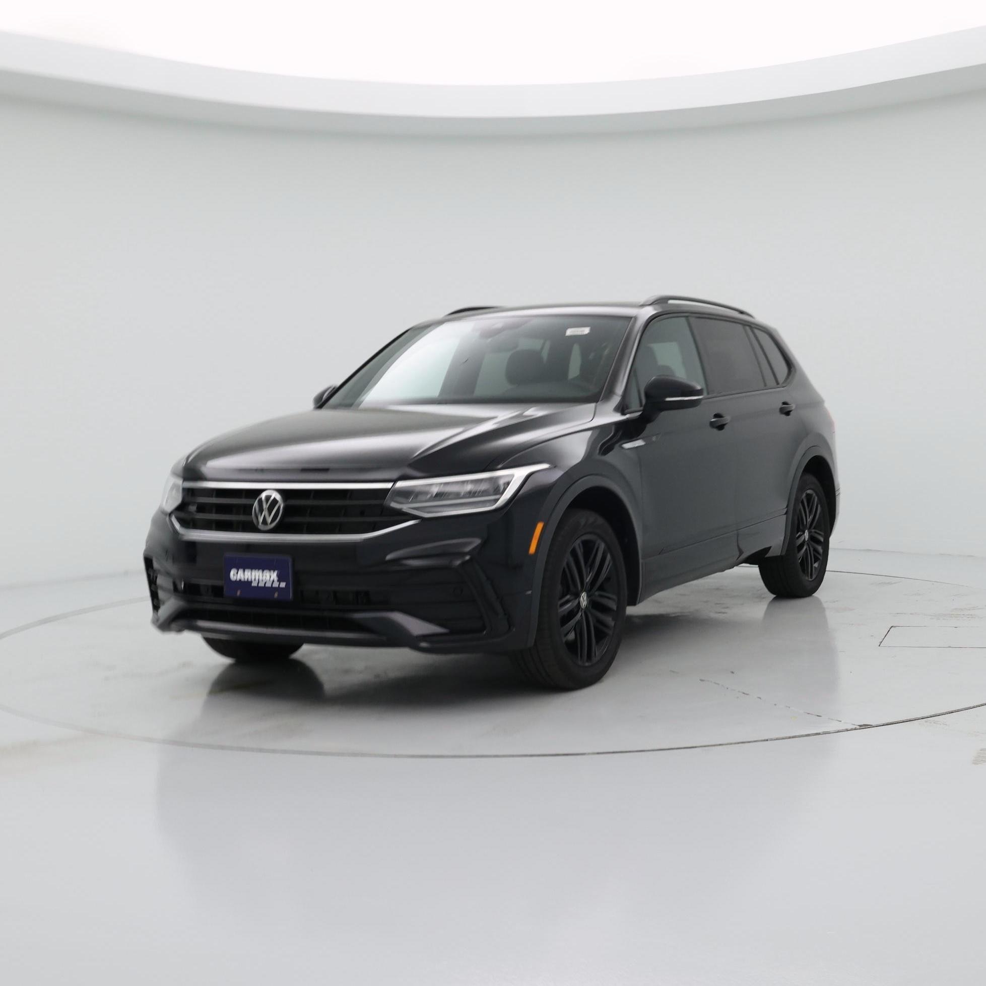 Thumbnail: 2022 Volkswagen Tiguan - 4