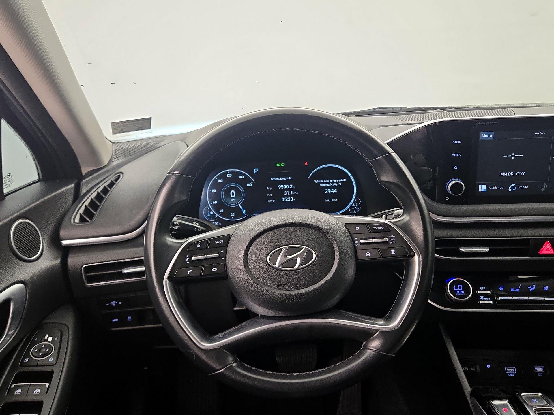 Thumbnail: 2020 Hyundai Sonata - 10