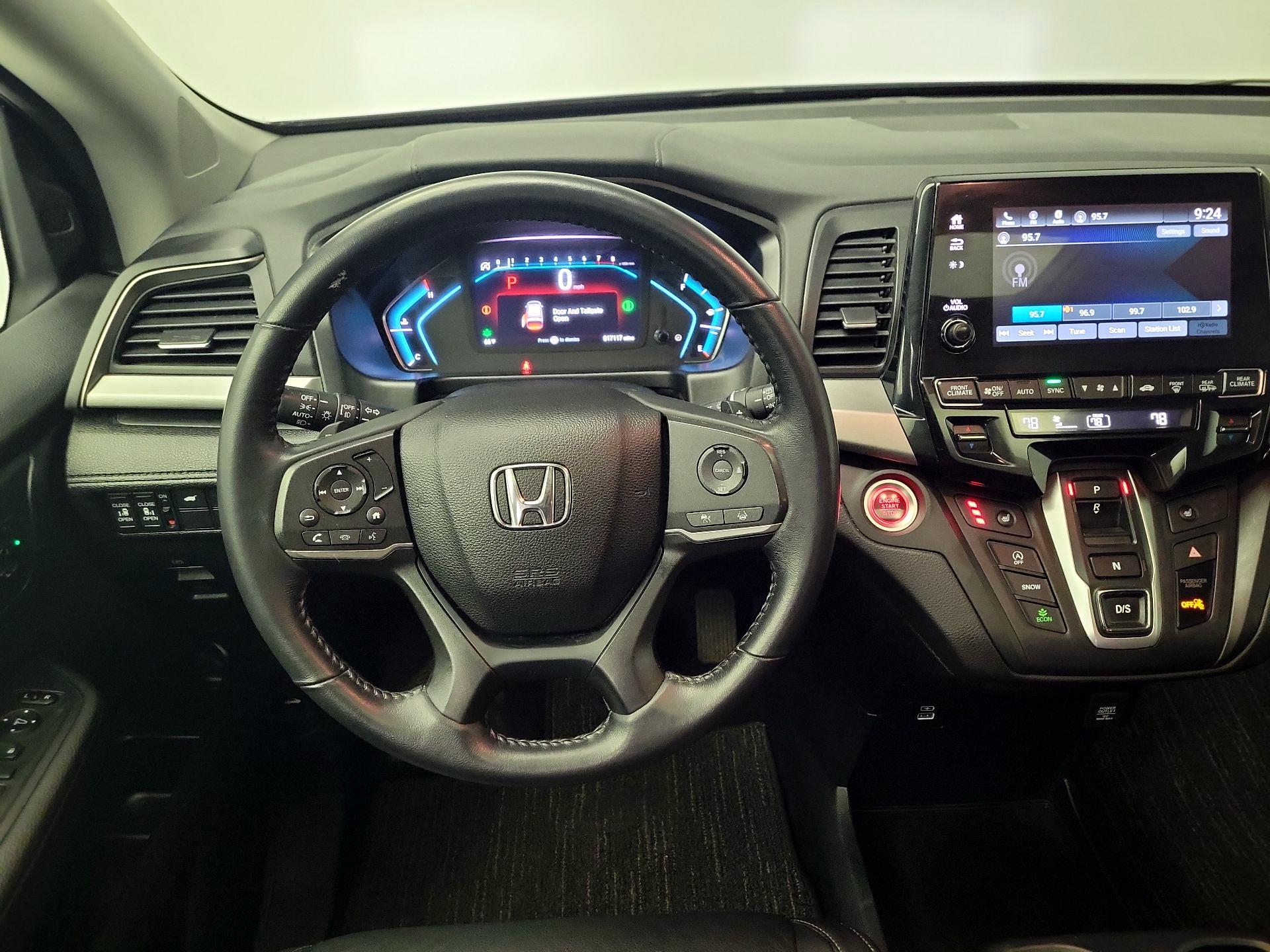 Thumbnail: 2023 Honda Odyssey - 10