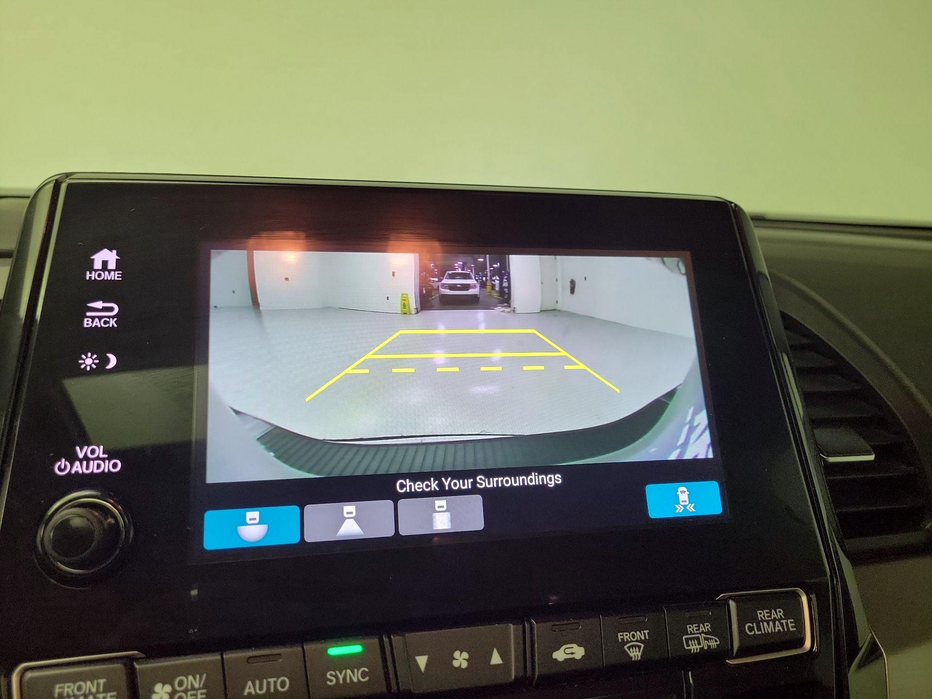 Thumbnail: 2023 Honda Odyssey - 14