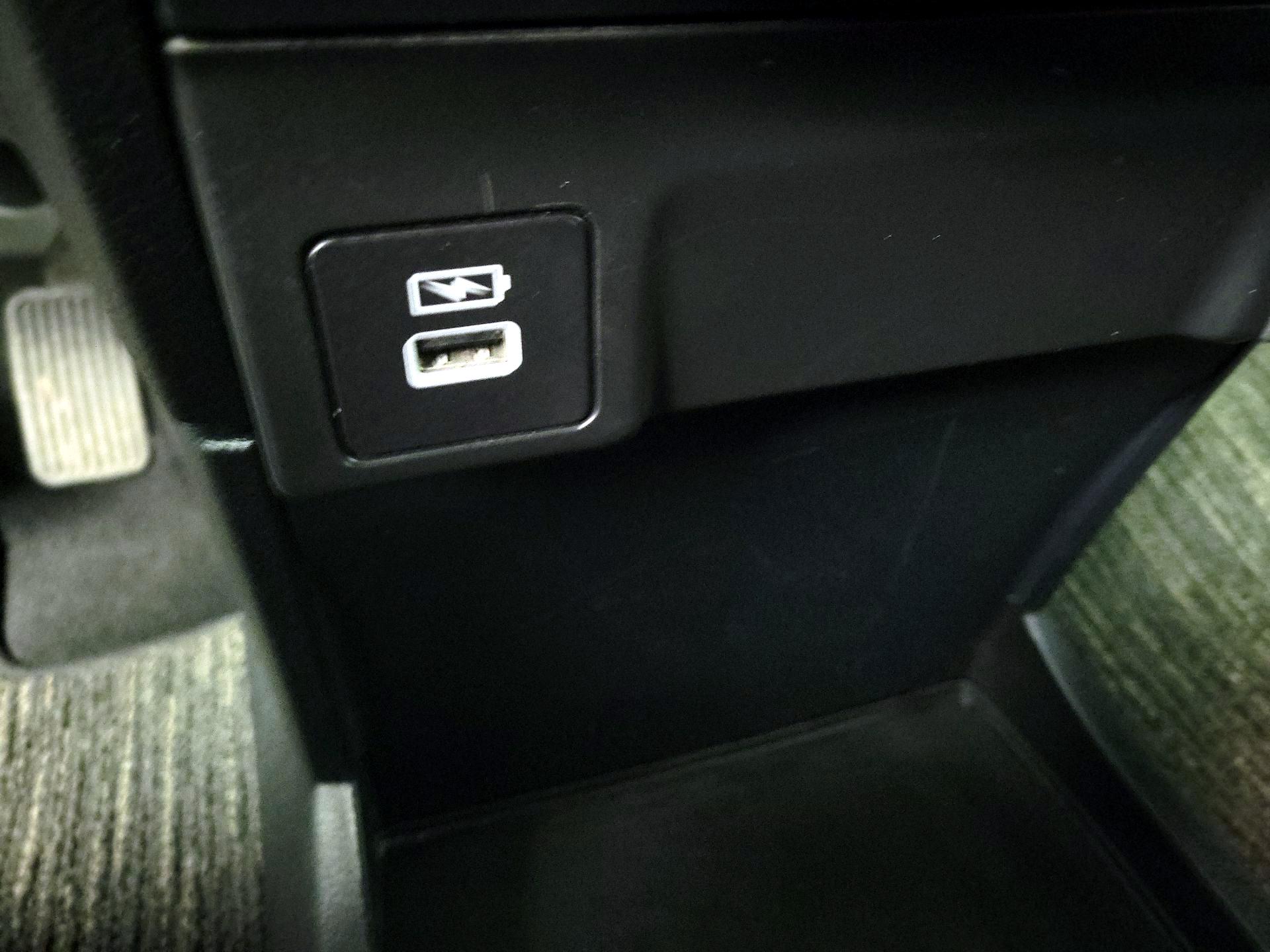 Thumbnail: 2023 Honda Odyssey - 18