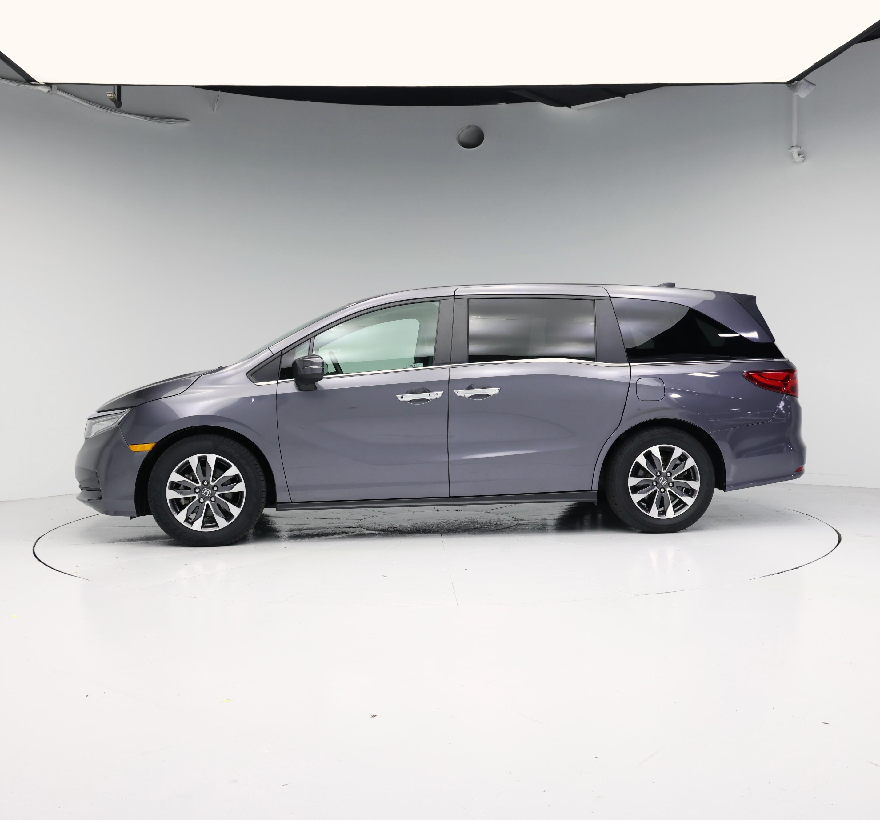 Thumbnail: 2023 Honda Odyssey - 3