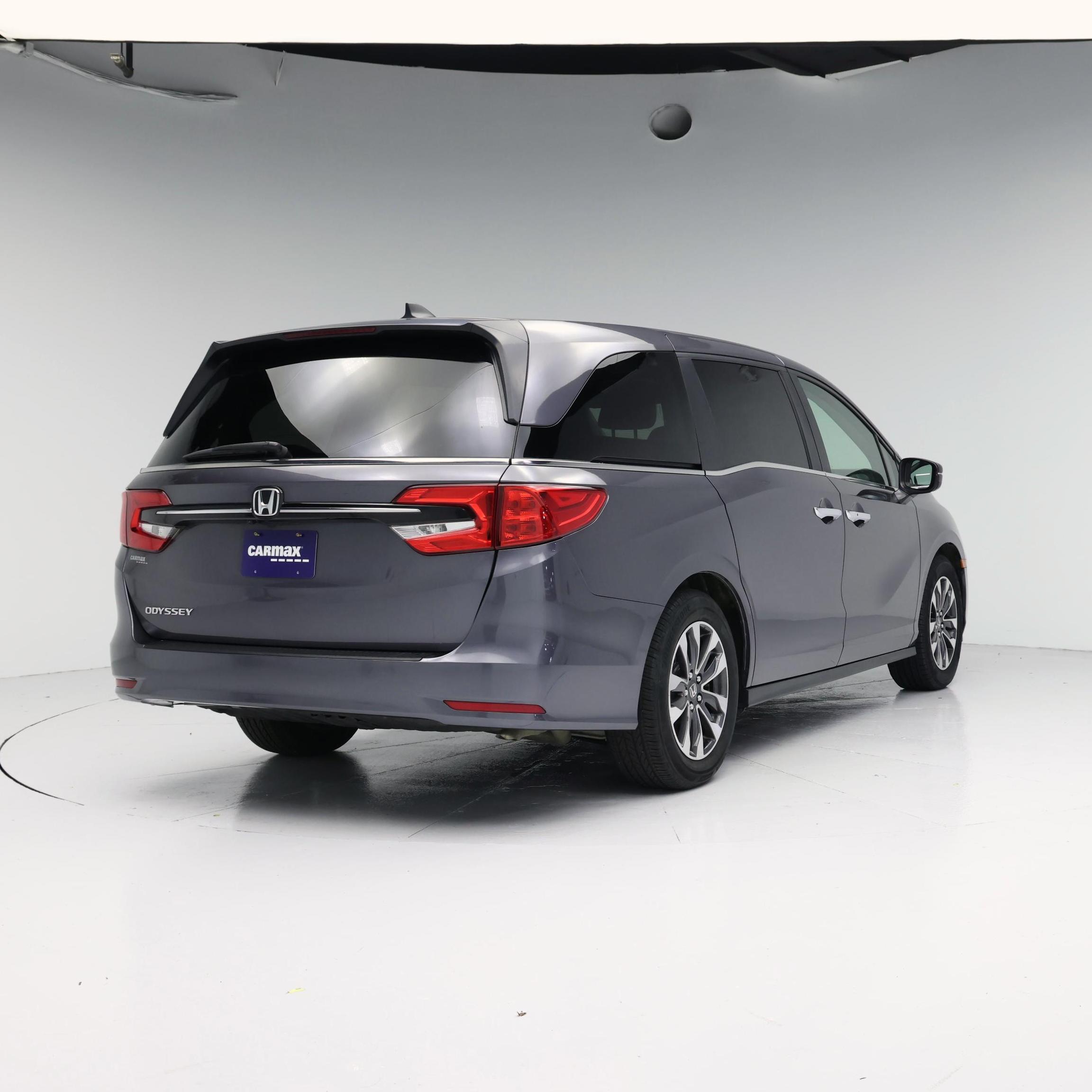 Thumbnail: 2023 Honda Odyssey - 8