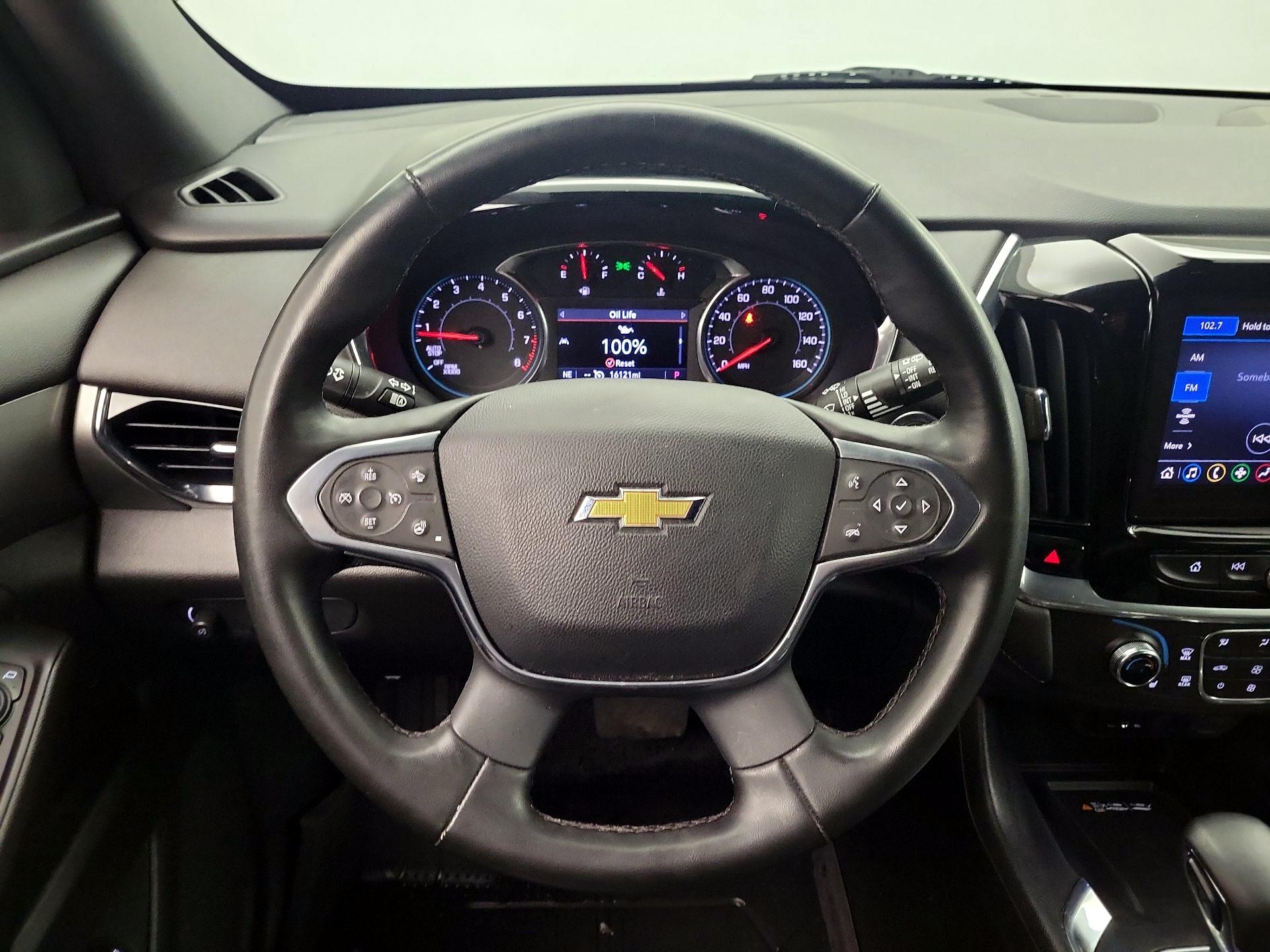 Thumbnail: 2023 Chevrolet Traverse - 10