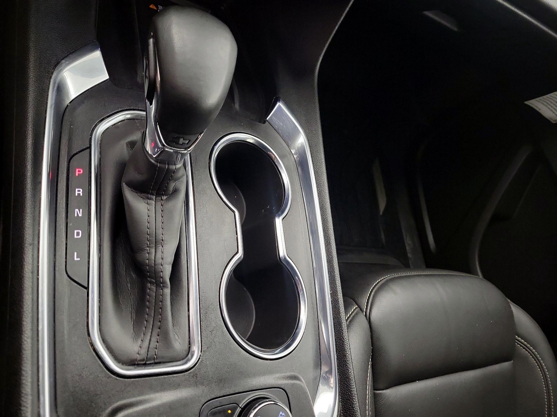 Thumbnail: 2023 Chevrolet Traverse - 17