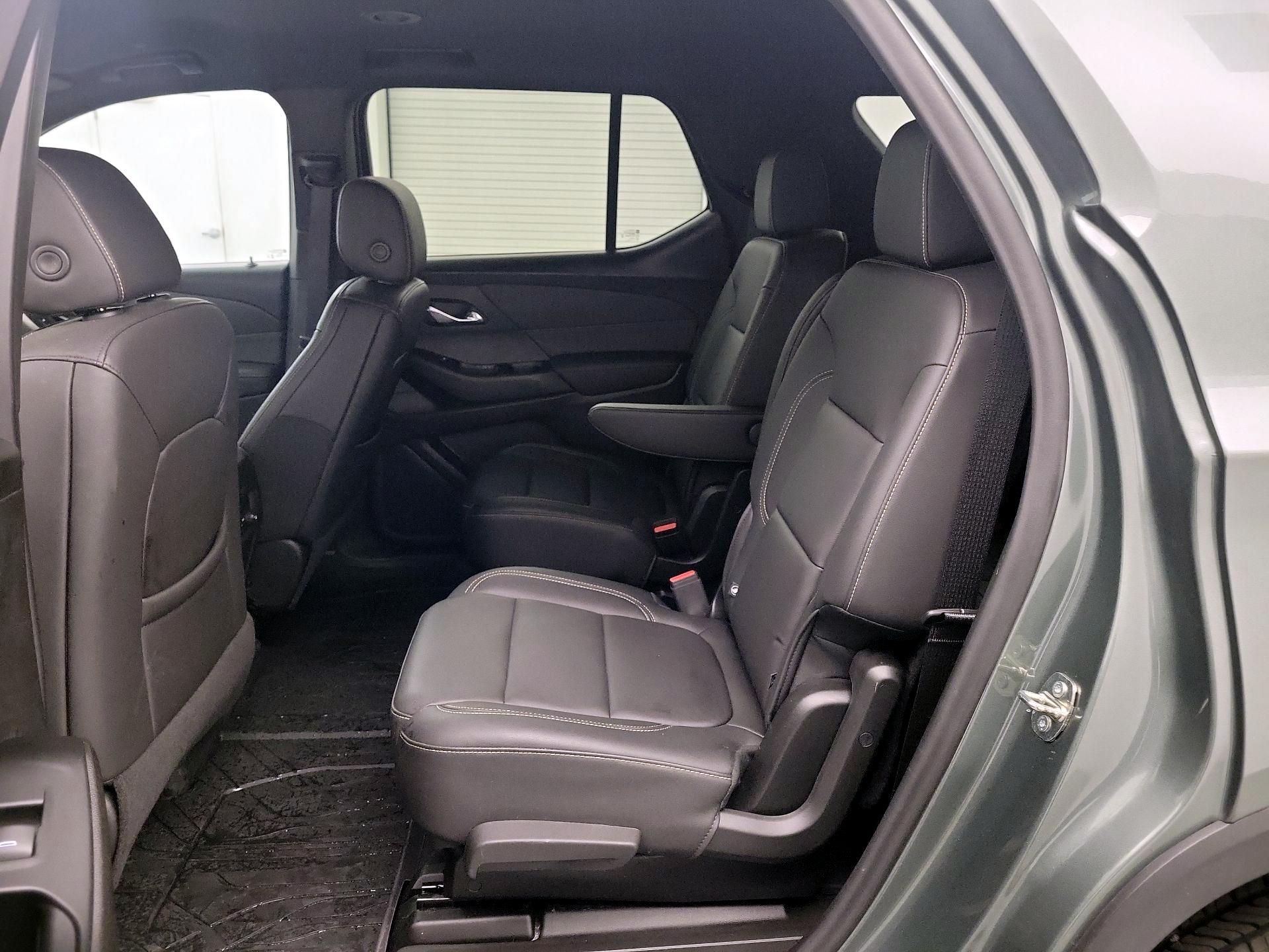 Thumbnail: 2023 Chevrolet Traverse - 19