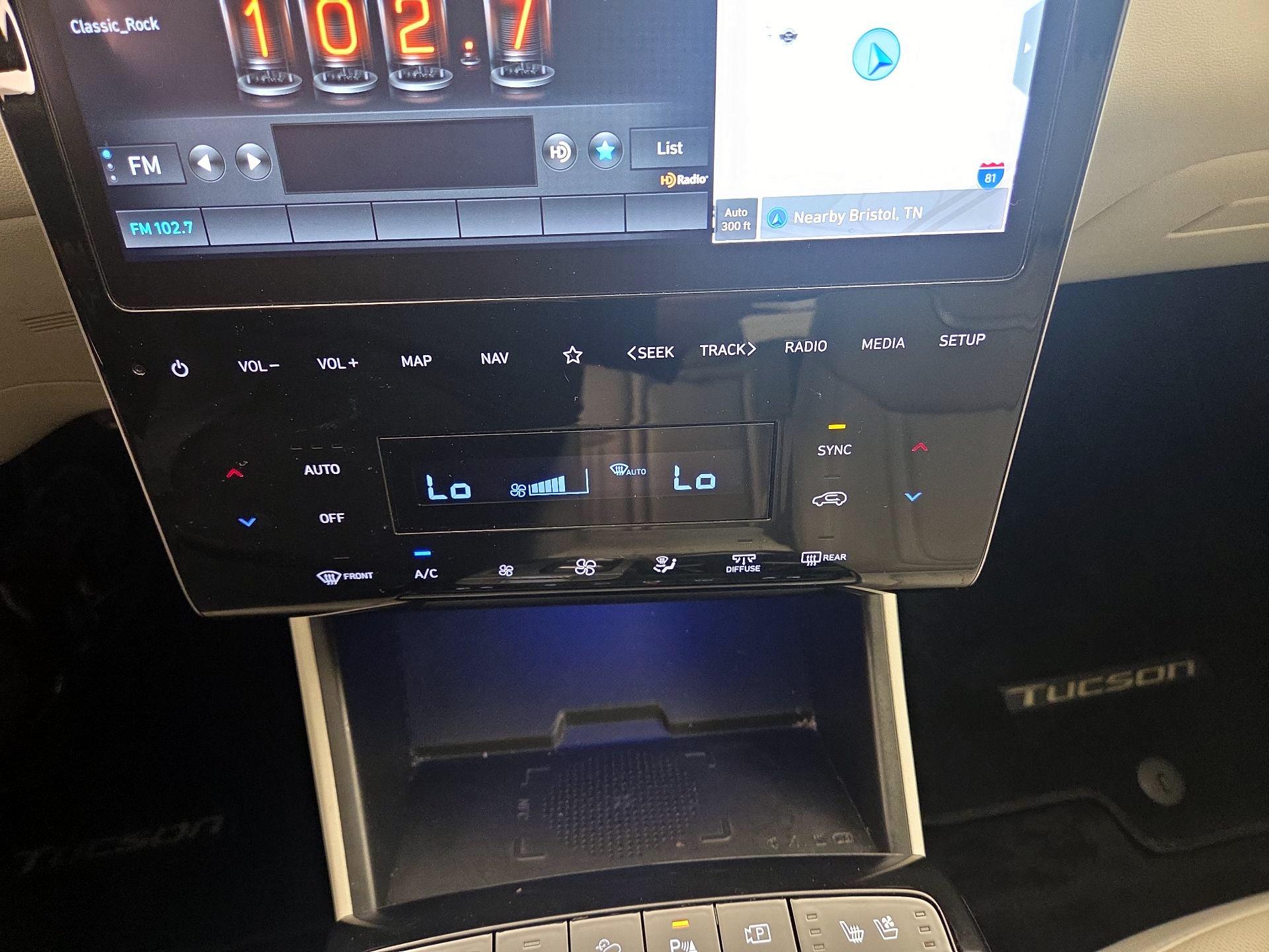 Thumbnail: 2023 Hyundai Tucson - 17