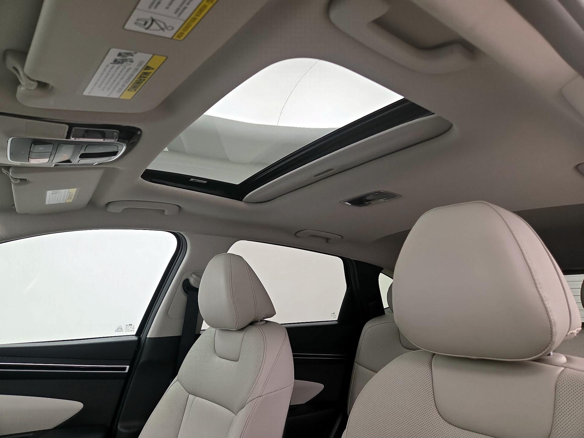 Thumbnail: 2023 Hyundai Tucson - 19