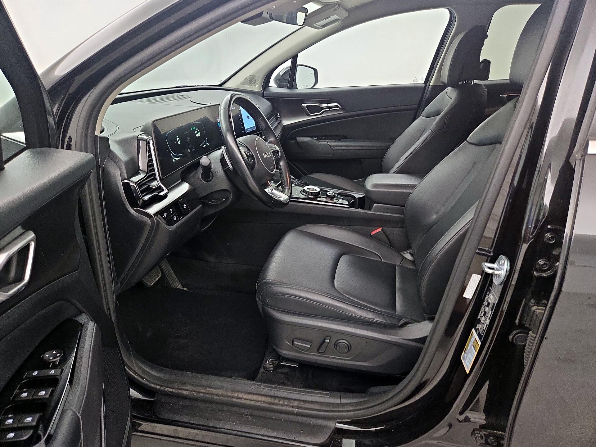 Thumbnail: 2023 Kia Sportage - 11