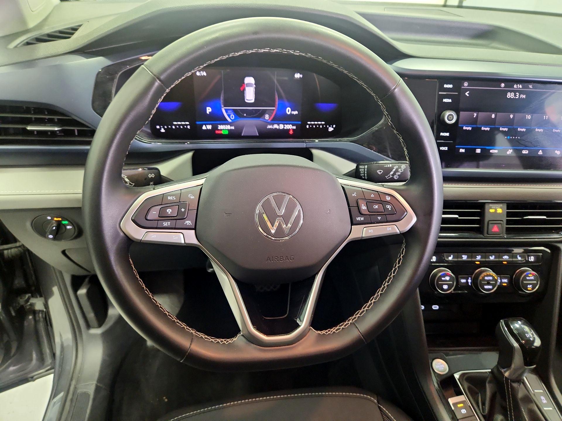 Thumbnail: 2024 Volkswagen Taos - 10