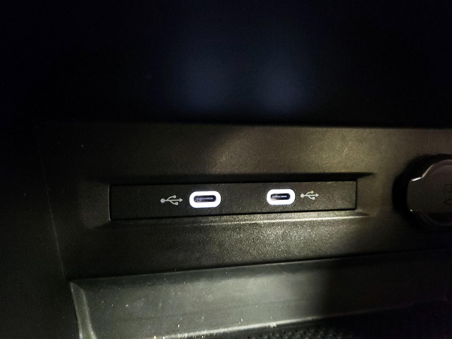 Thumbnail: 2022 Volkswagen Taos - 18