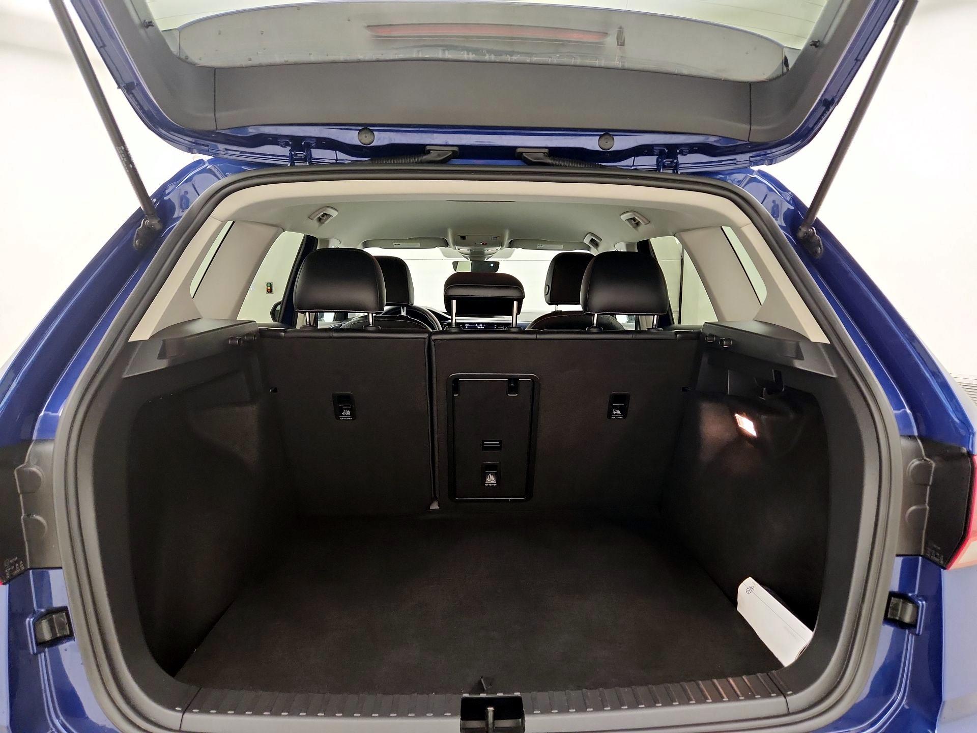 Thumbnail: 2022 Volkswagen Taos - 20