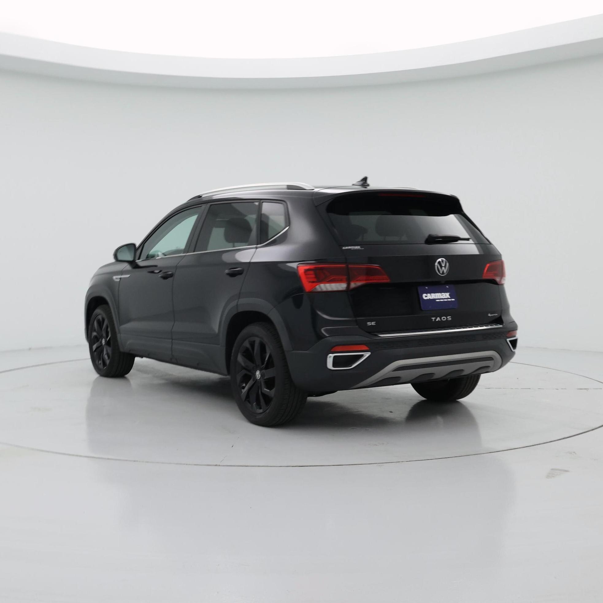 Thumbnail: 2022 Volkswagen Taos - 2