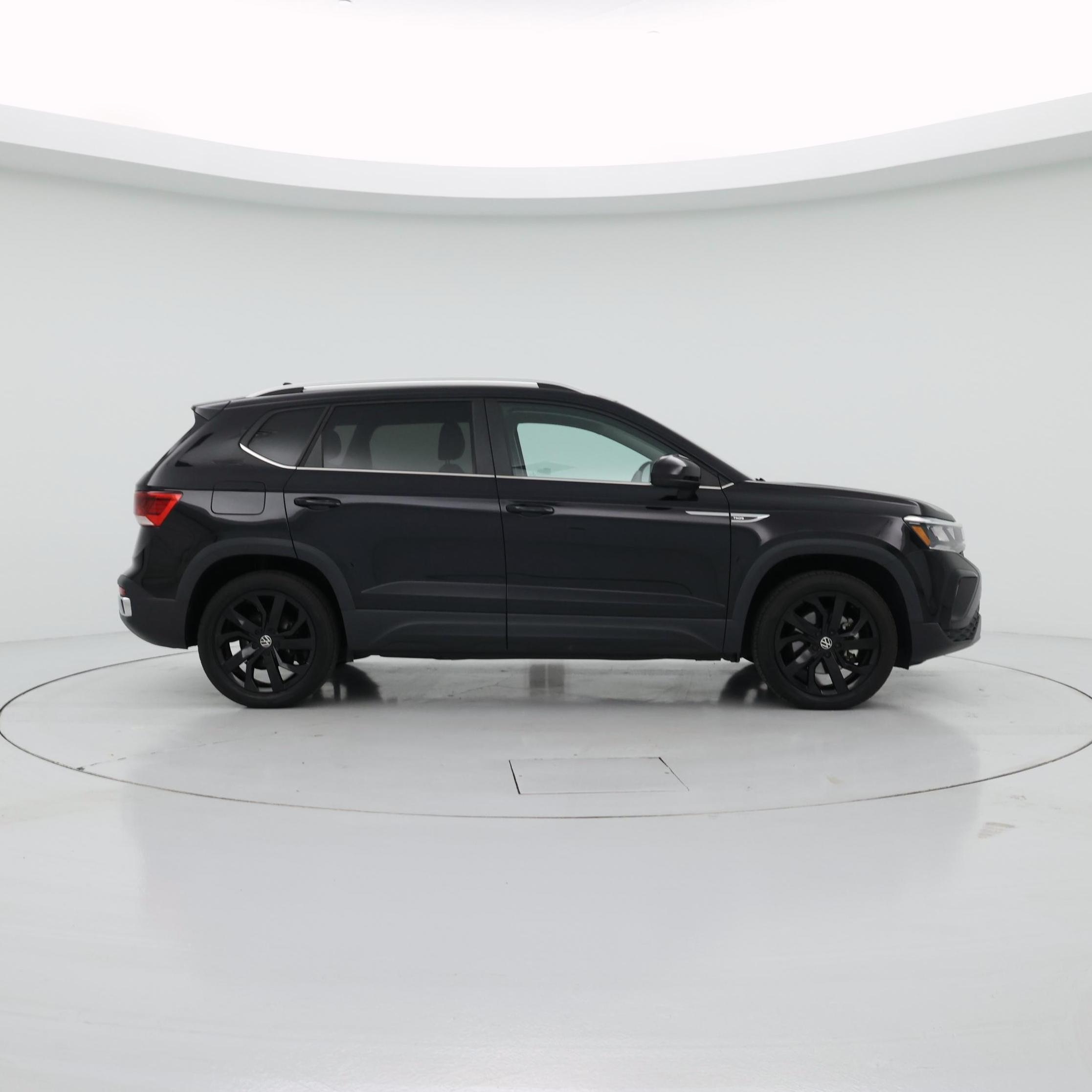 Thumbnail: 2022 Volkswagen Taos - 7